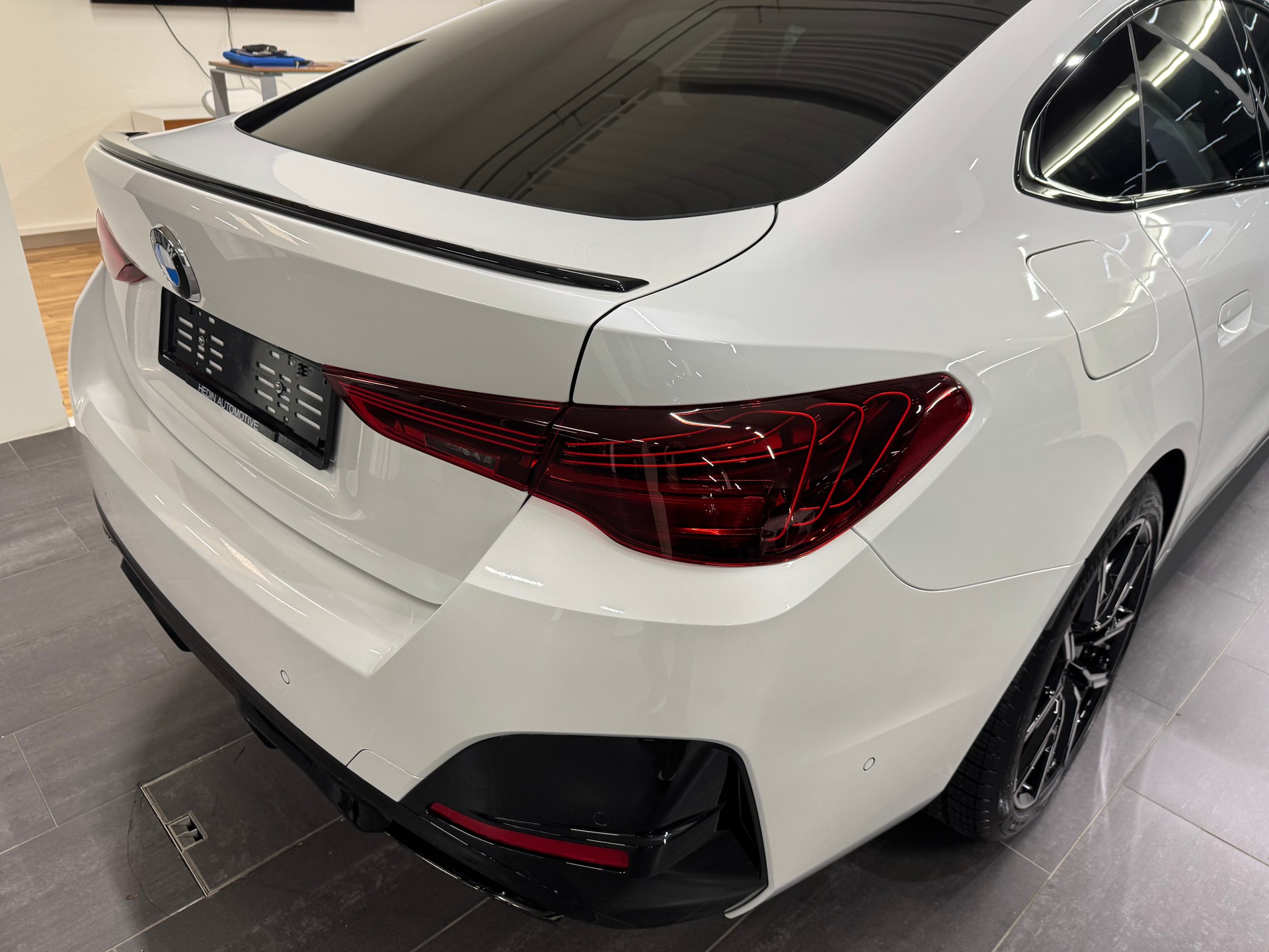 BMW M440i xDrive 48V Gran Coupé M Sport-image-3