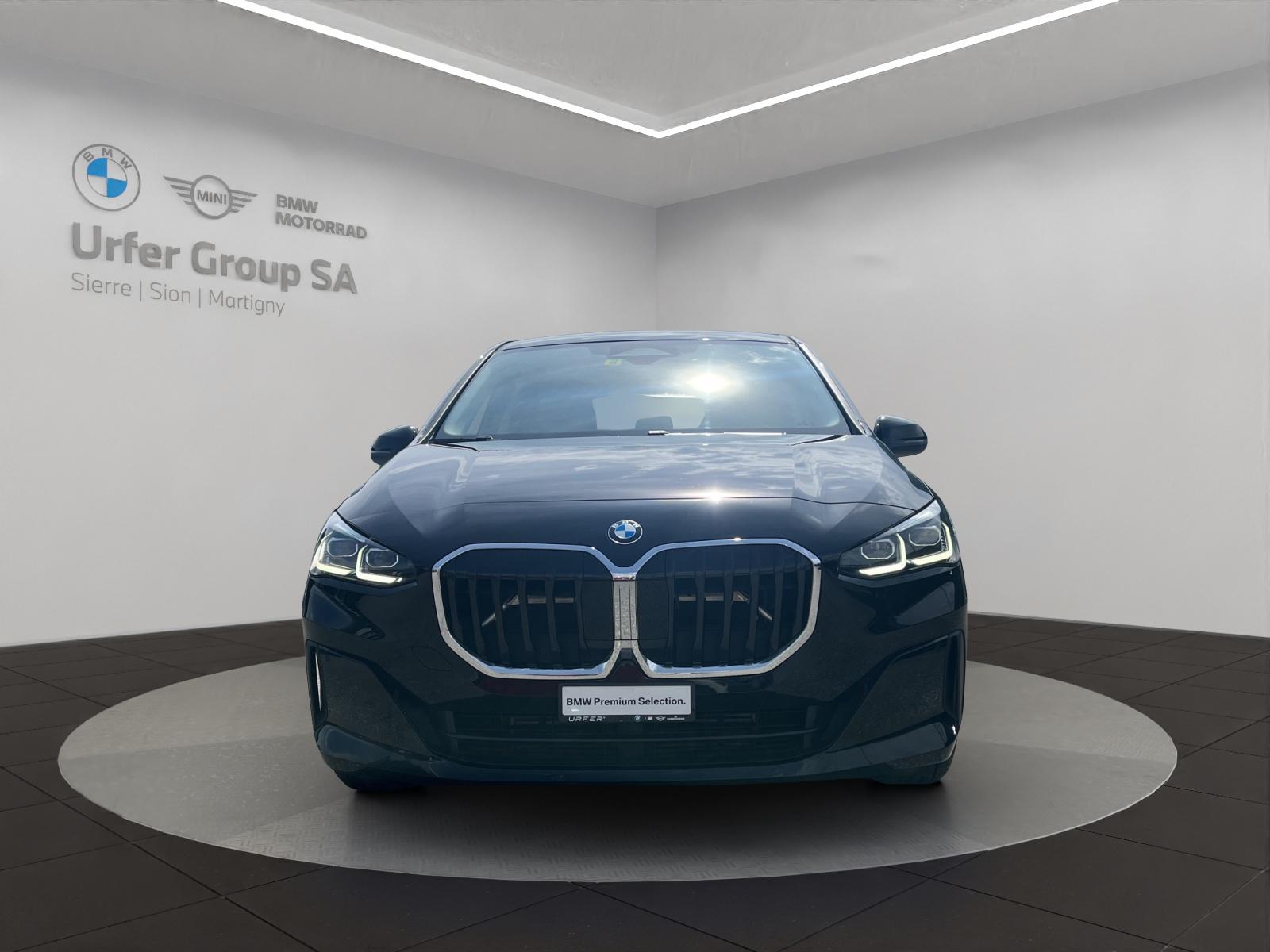 BMW 218d Active Tourer-image-8