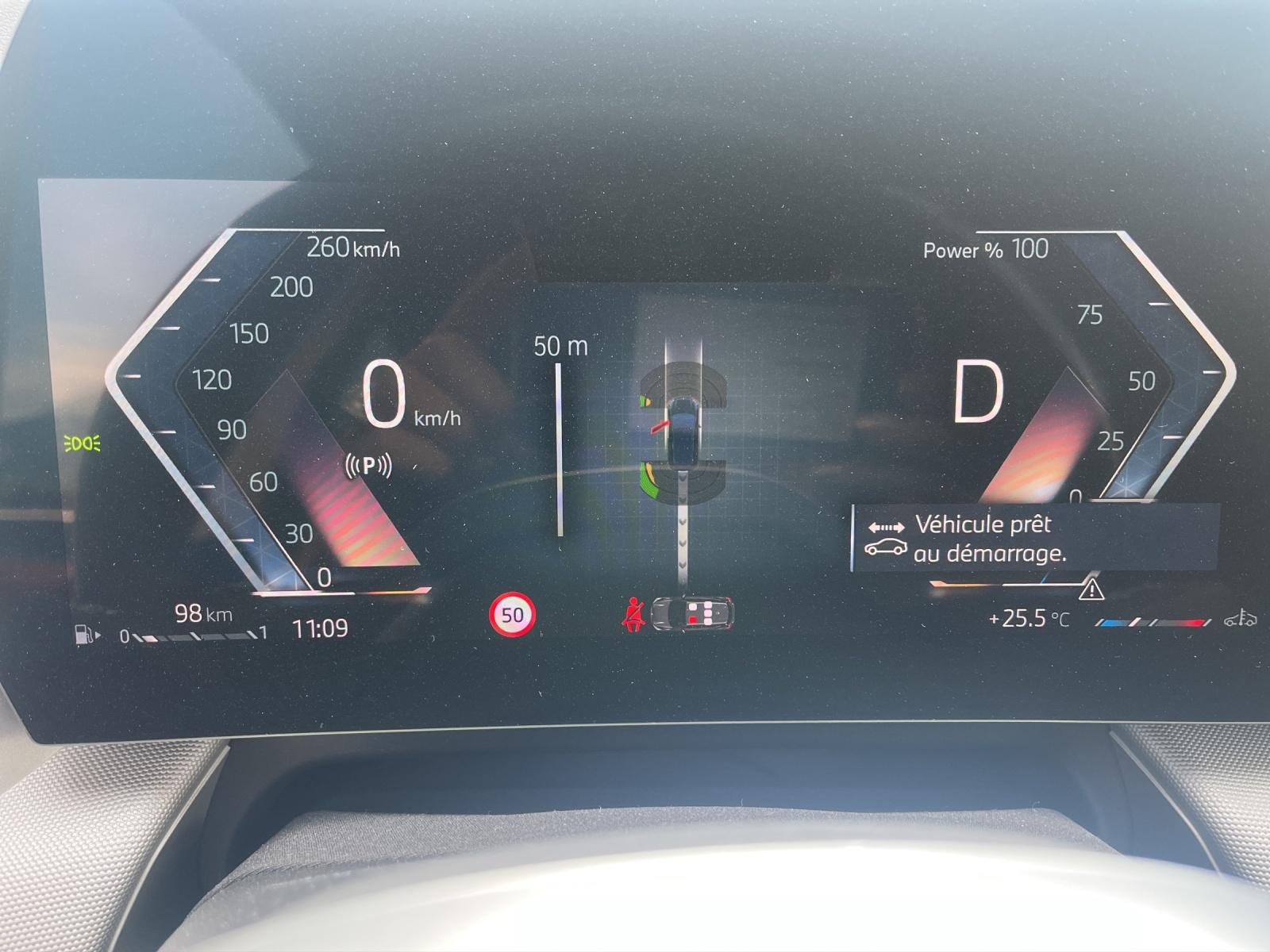 BMW 218d Active Tourer-image-14