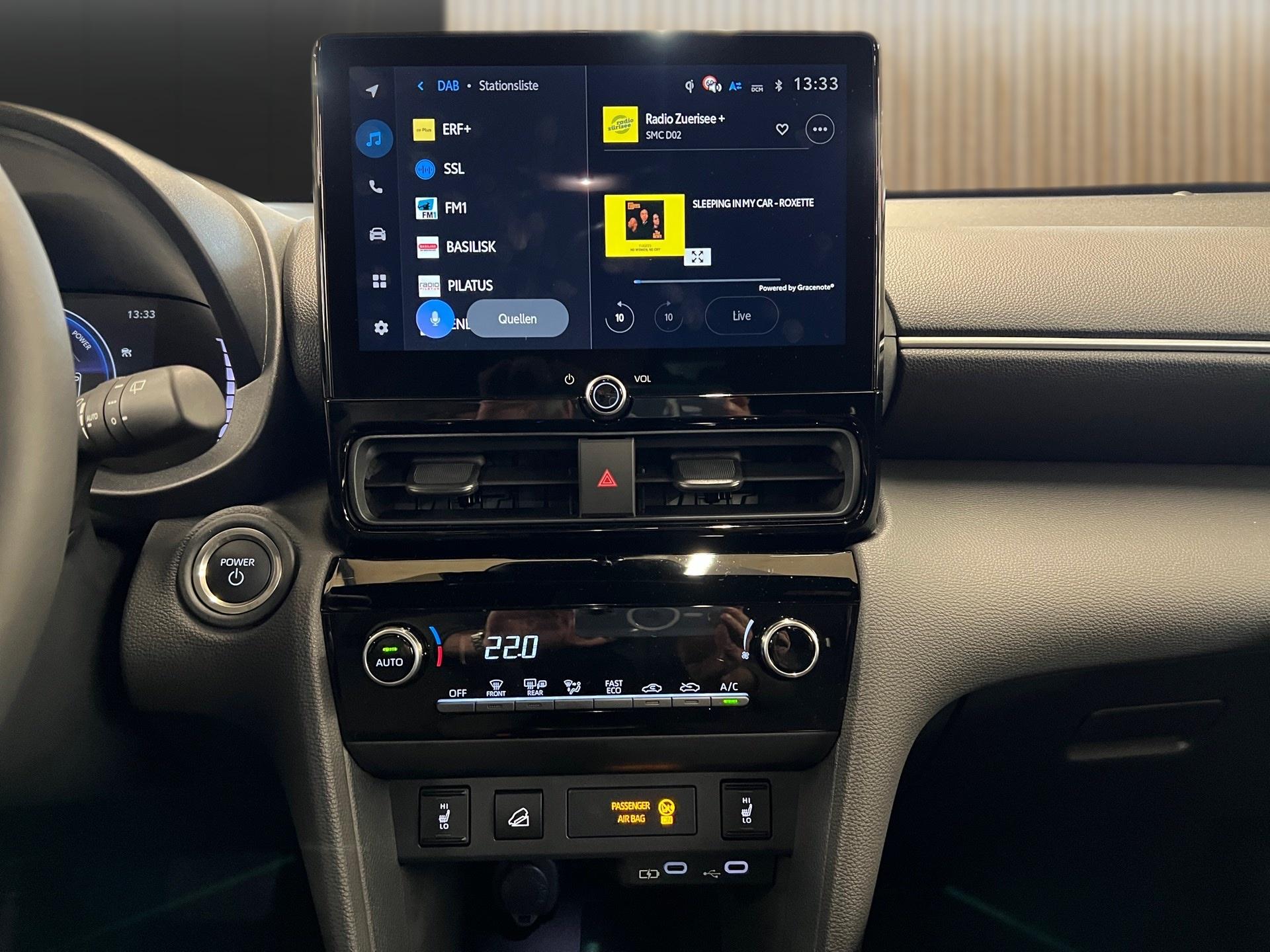 TOYOTA Yaris Cross 1.5 Trend AWDi e-CVT-image-12
