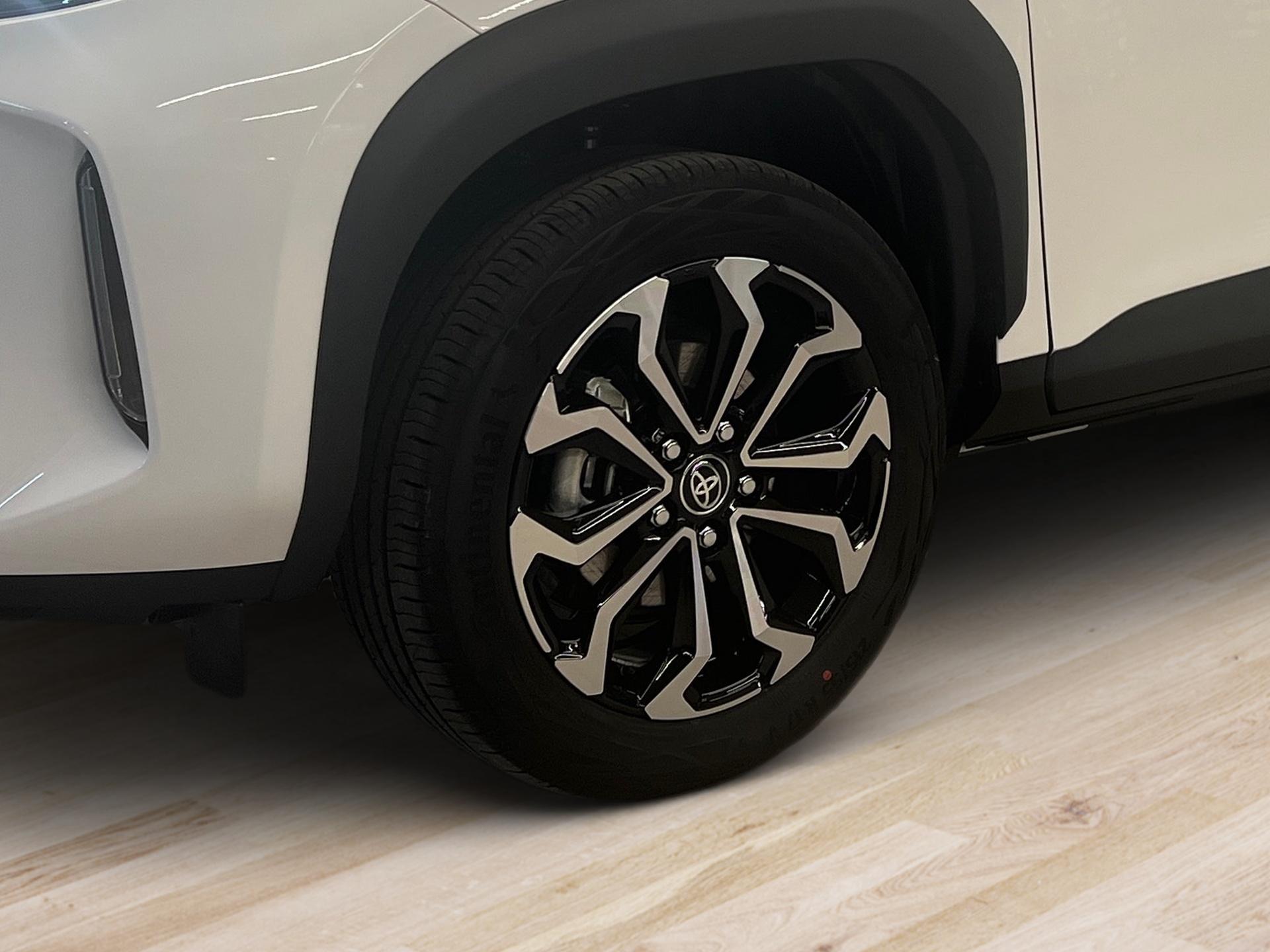 TOYOTA Yaris Cross 1.5 Trend AWDi e-CVT-image-9