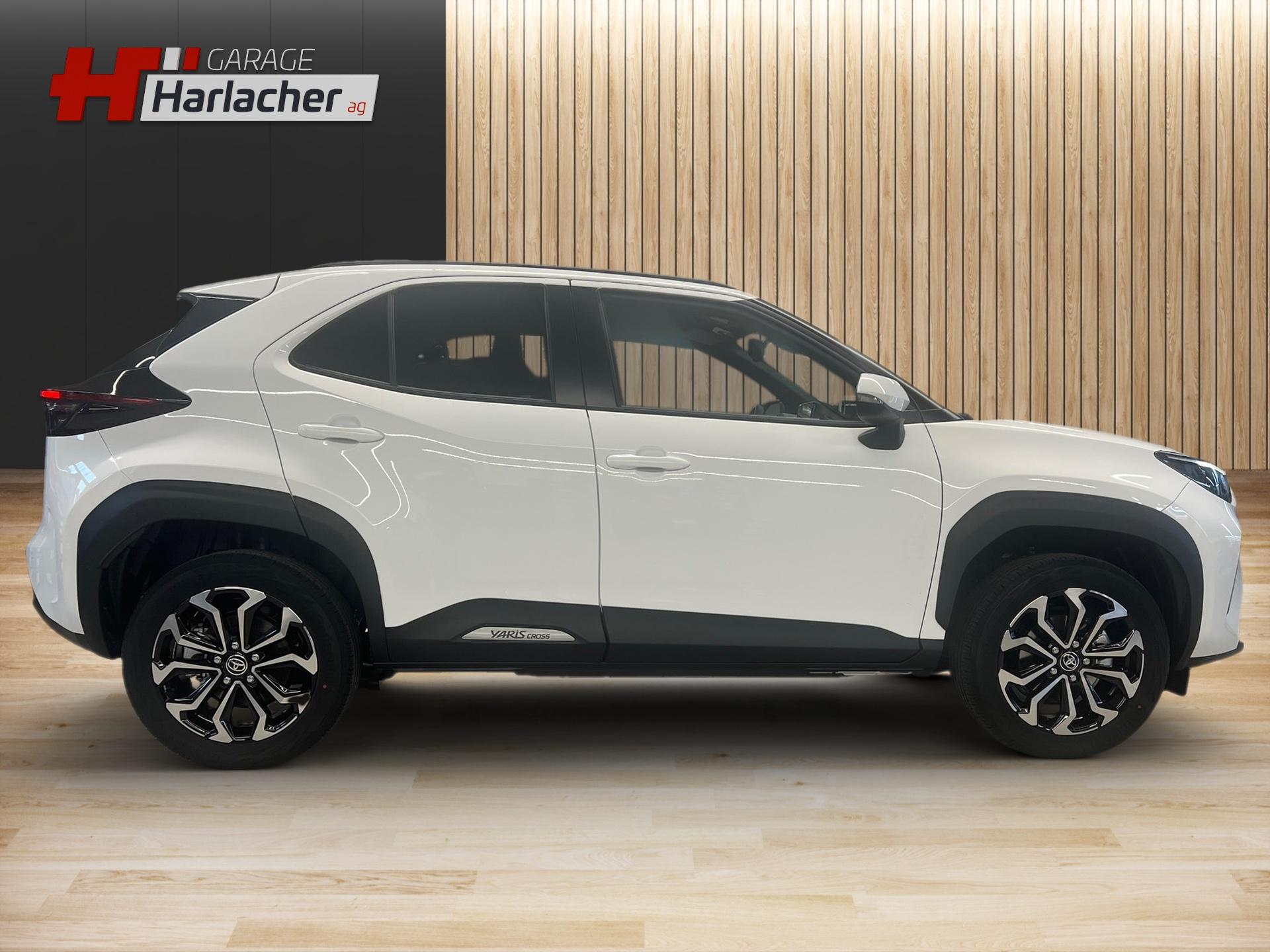 TOYOTA Yaris Cross 1.5 Trend AWDi e-CVT-image-3