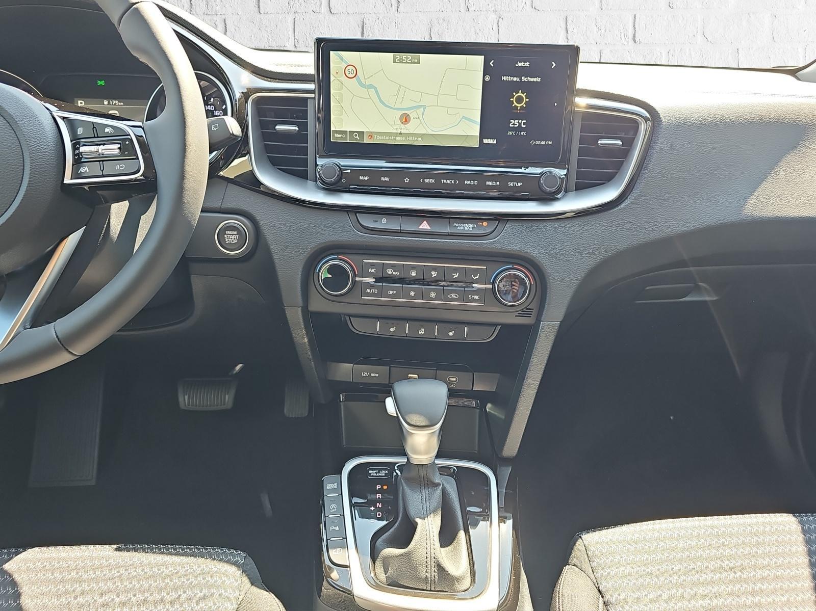 KIA Ceed 1.5 T-GDi MHEV Power-image-24