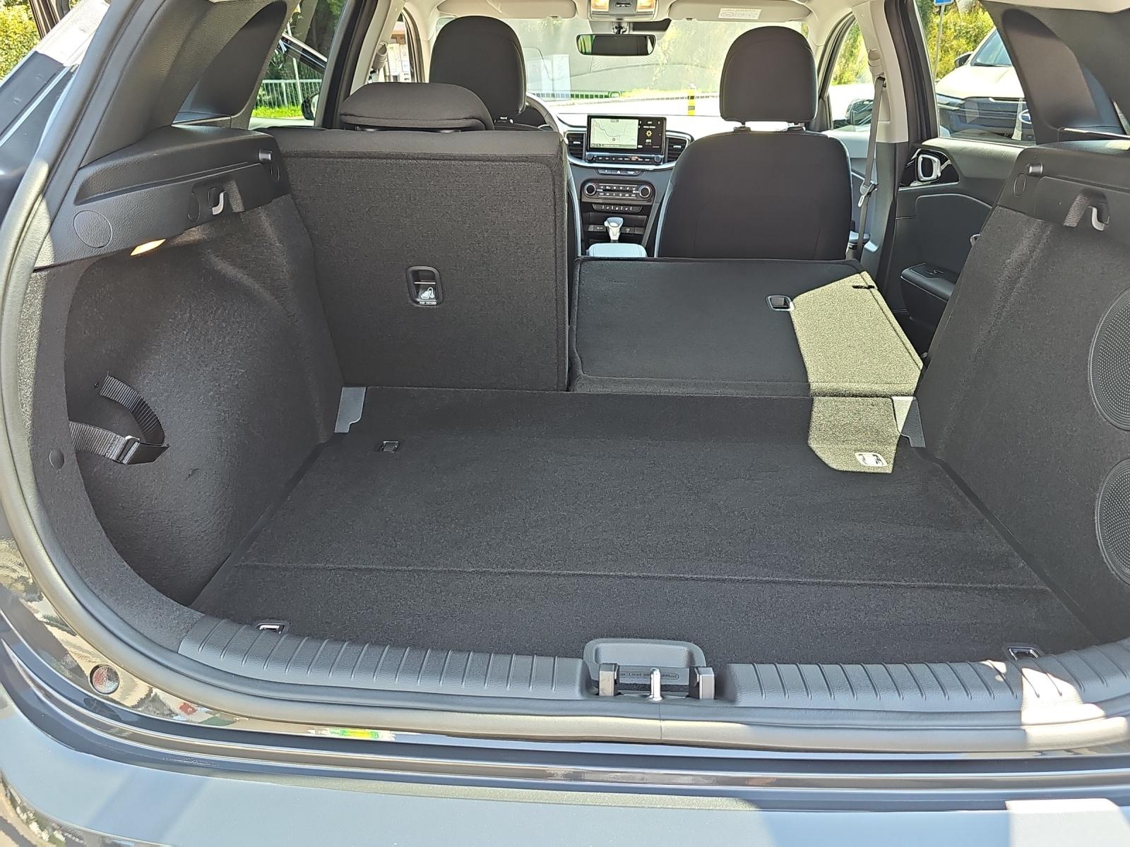 KIA Ceed 1.5 T-GDi MHEV Power-image-10