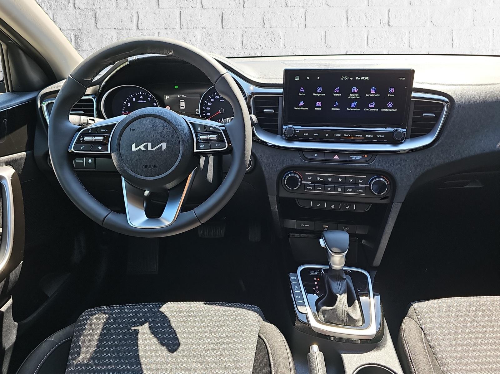 KIA Ceed 1.5 T-GDi MHEV Power-image-4