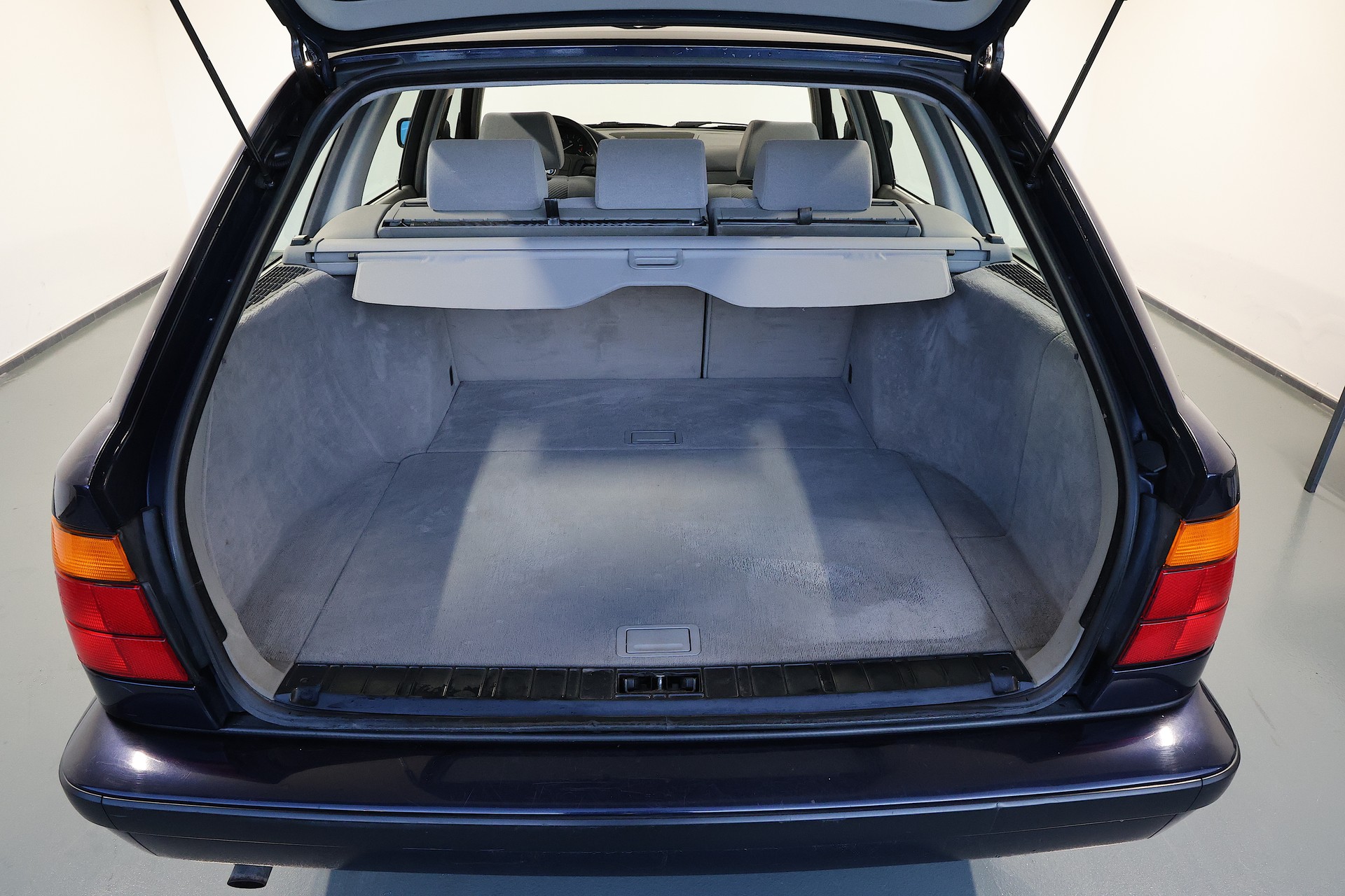 BMW 518i Touring **Nur 60'500km** **frisch ab MFK**-image-19