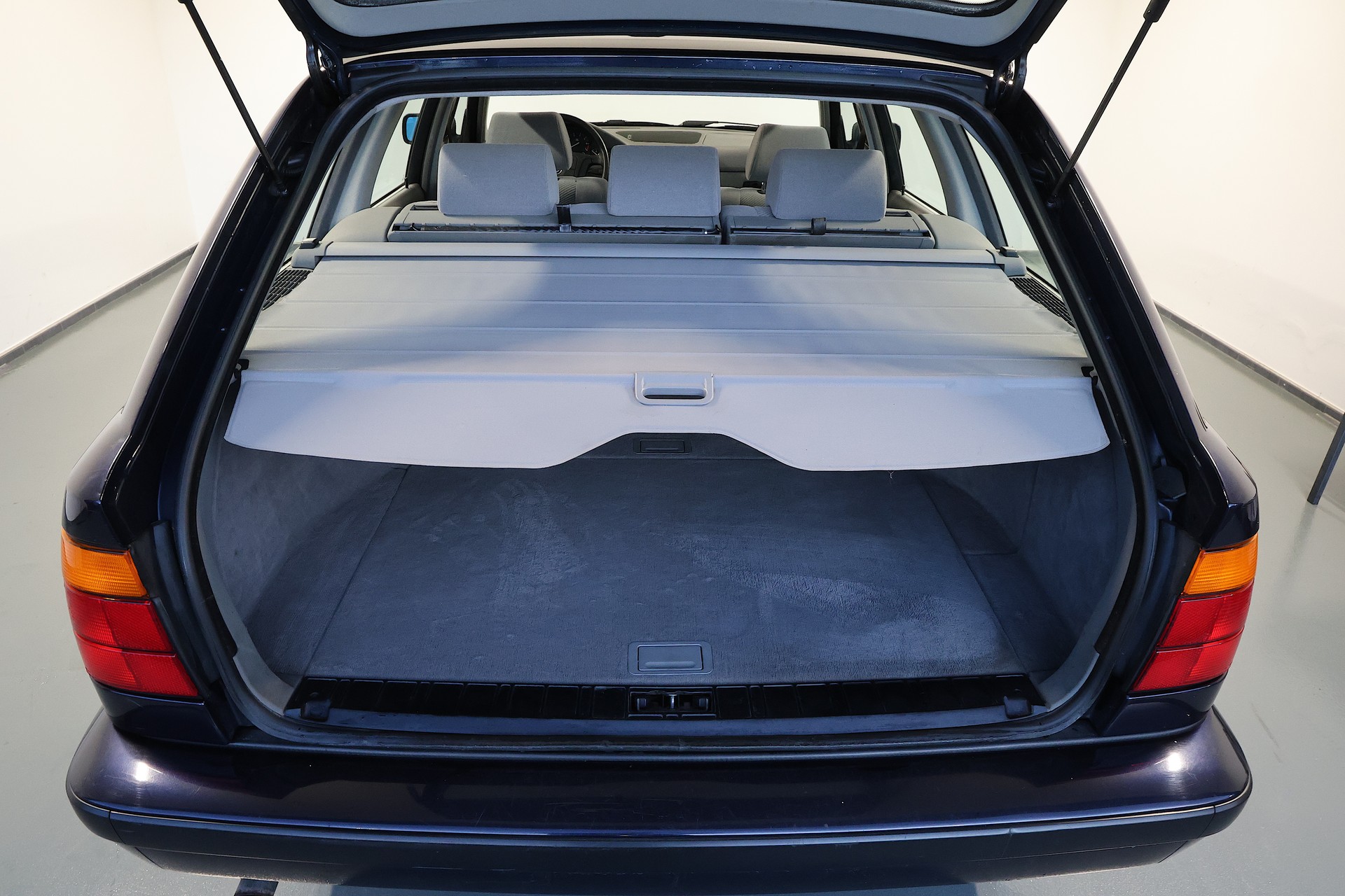 BMW 518i Touring **Nur 60'500km** **frisch ab MFK**-image-20