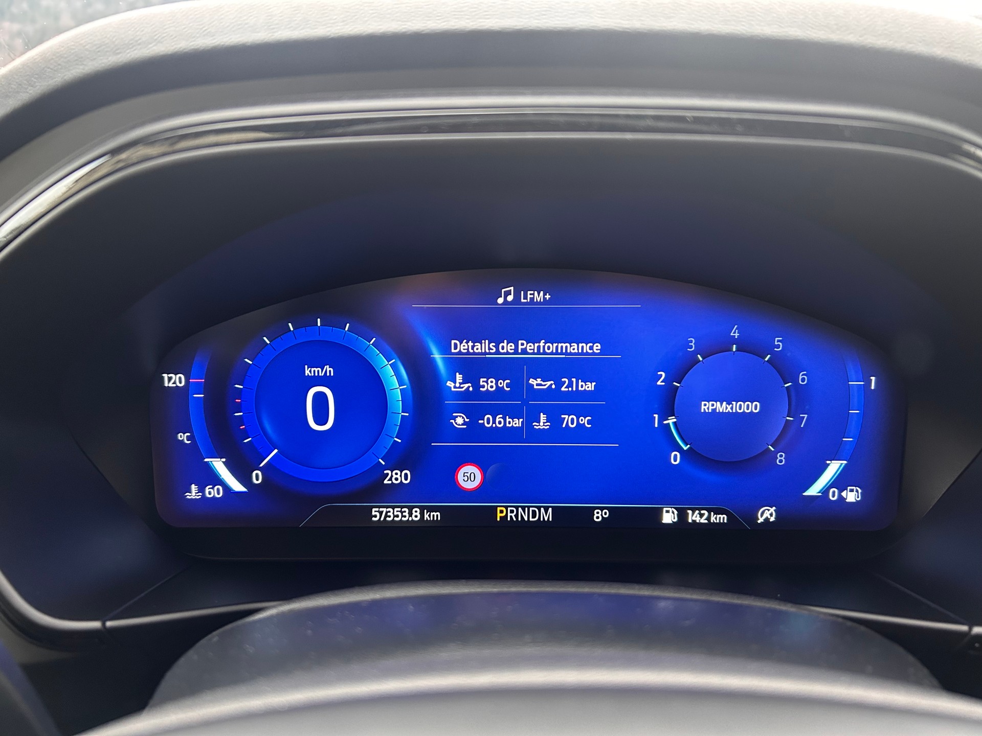 FORD Focus ST 2.3 Styling Paket Automat-image-8
