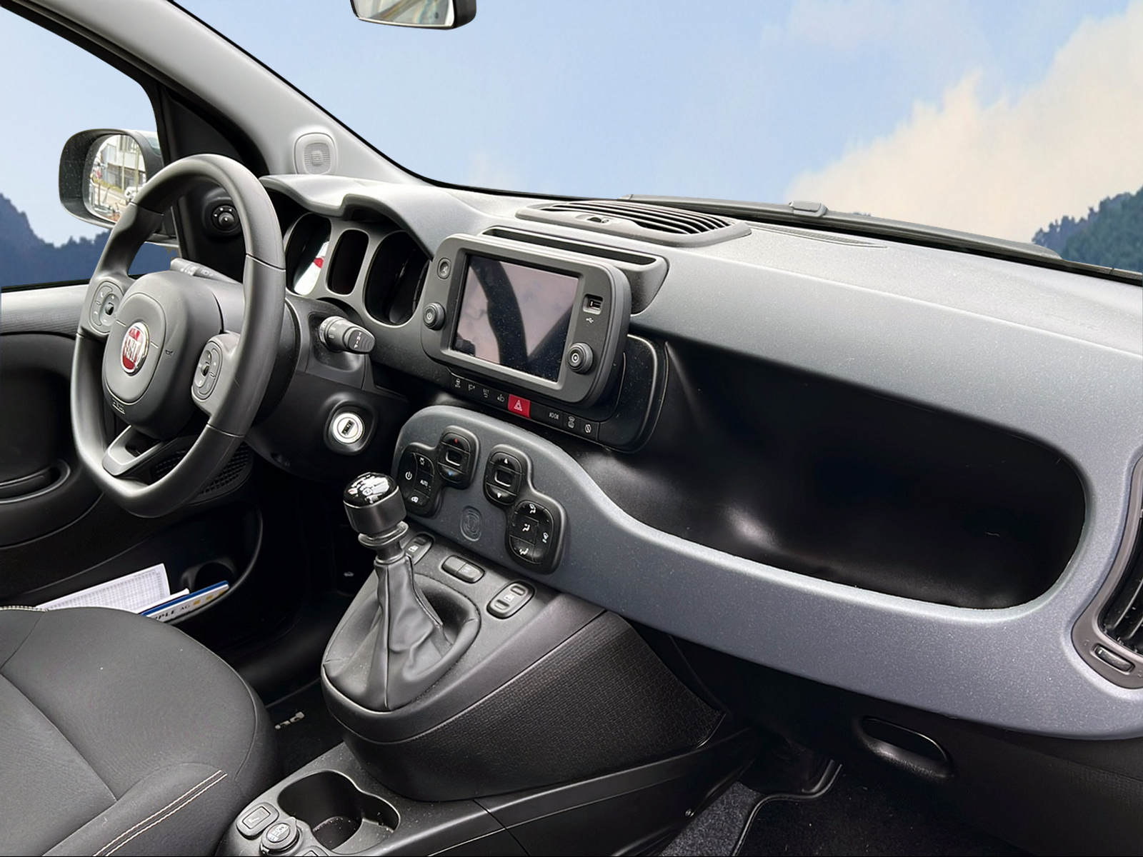 FIAT Panda 1.0 MHEV Cross-image-9