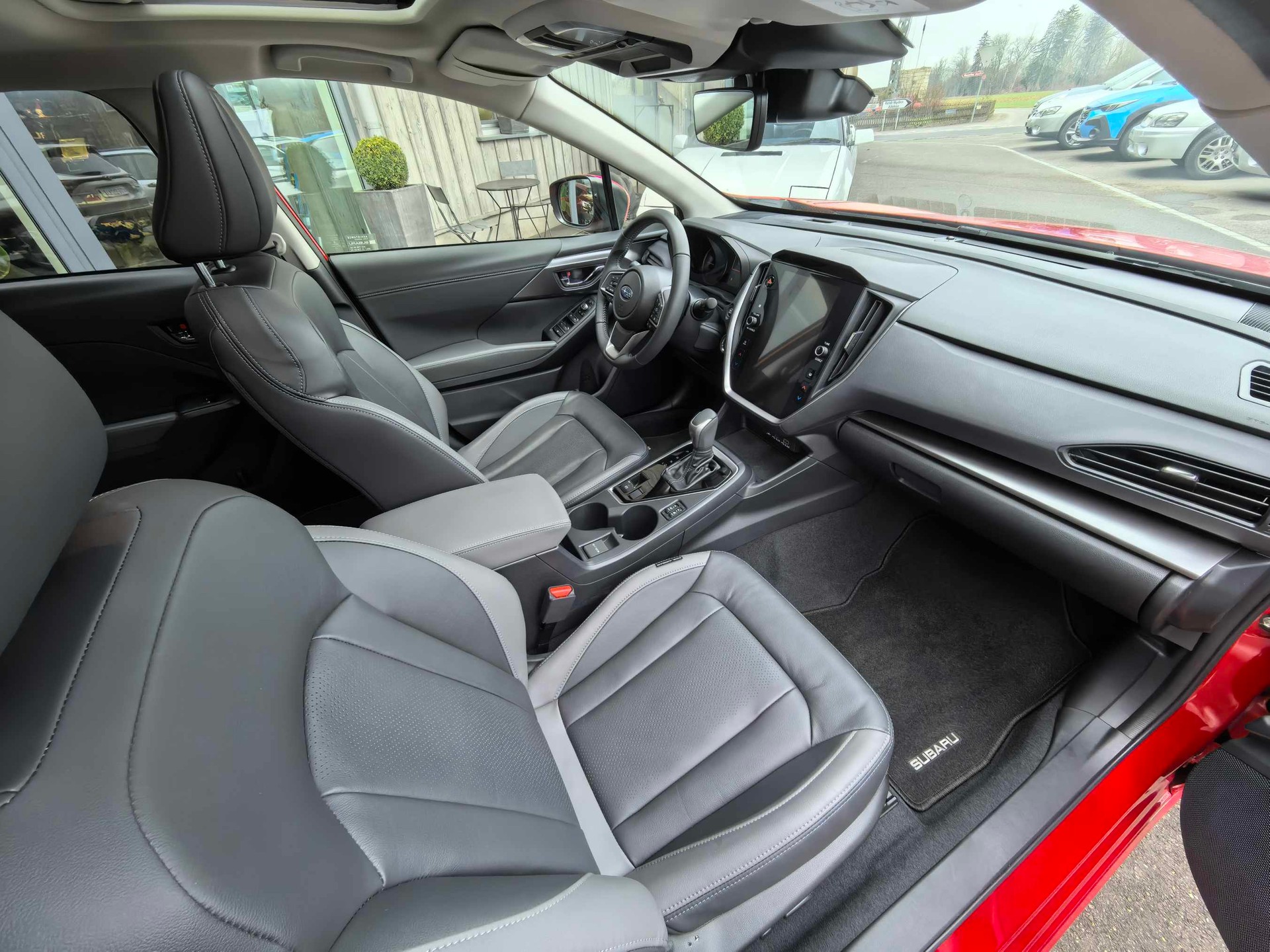 SUBARU Impreza 2.0 e-Boxer Luxury AWD Lineartronic-image-12