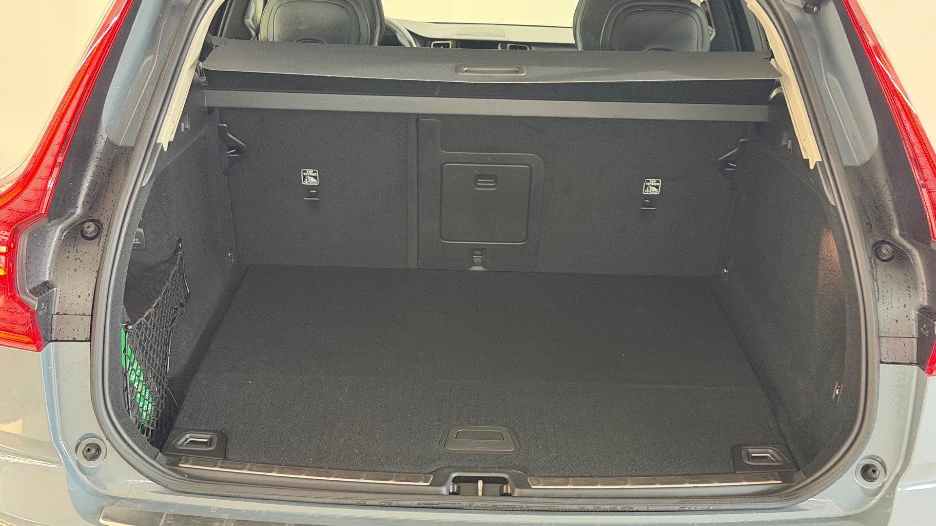 VOLVO XC60 2.0 T6 TE Ultimate Dark e-image-13