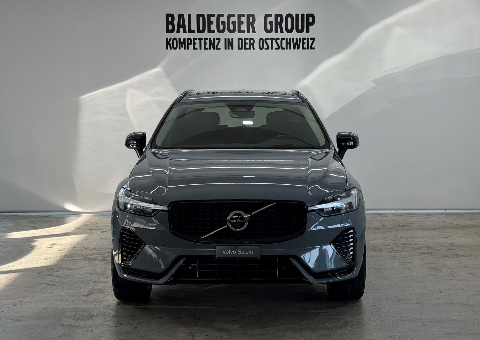 VOLVO XC60 2.0 T6 TE Ultimate Dark e-image-8