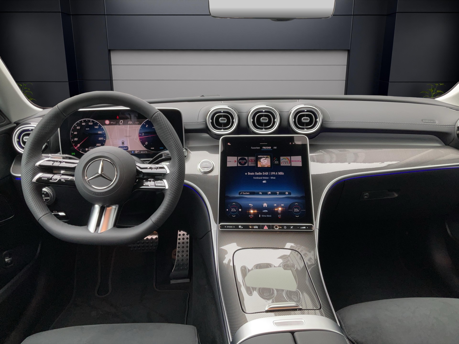 MERCEDES-BENZ C 220 d 4MATIC T-Modell Swiss Star AMG Line-image-5