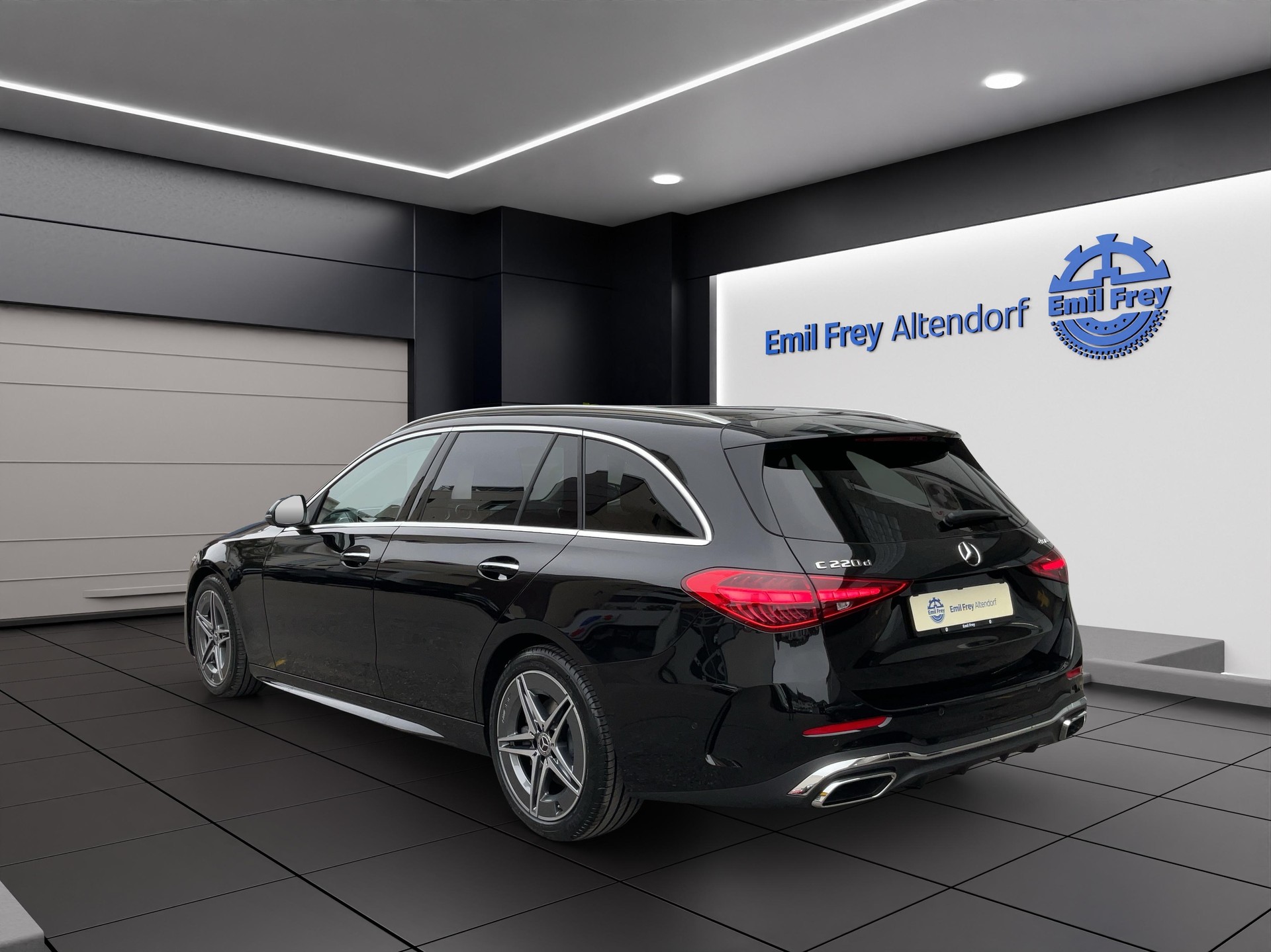 MERCEDES-BENZ C 220 d 4MATIC T-Modell Swiss Star AMG Line-image-3