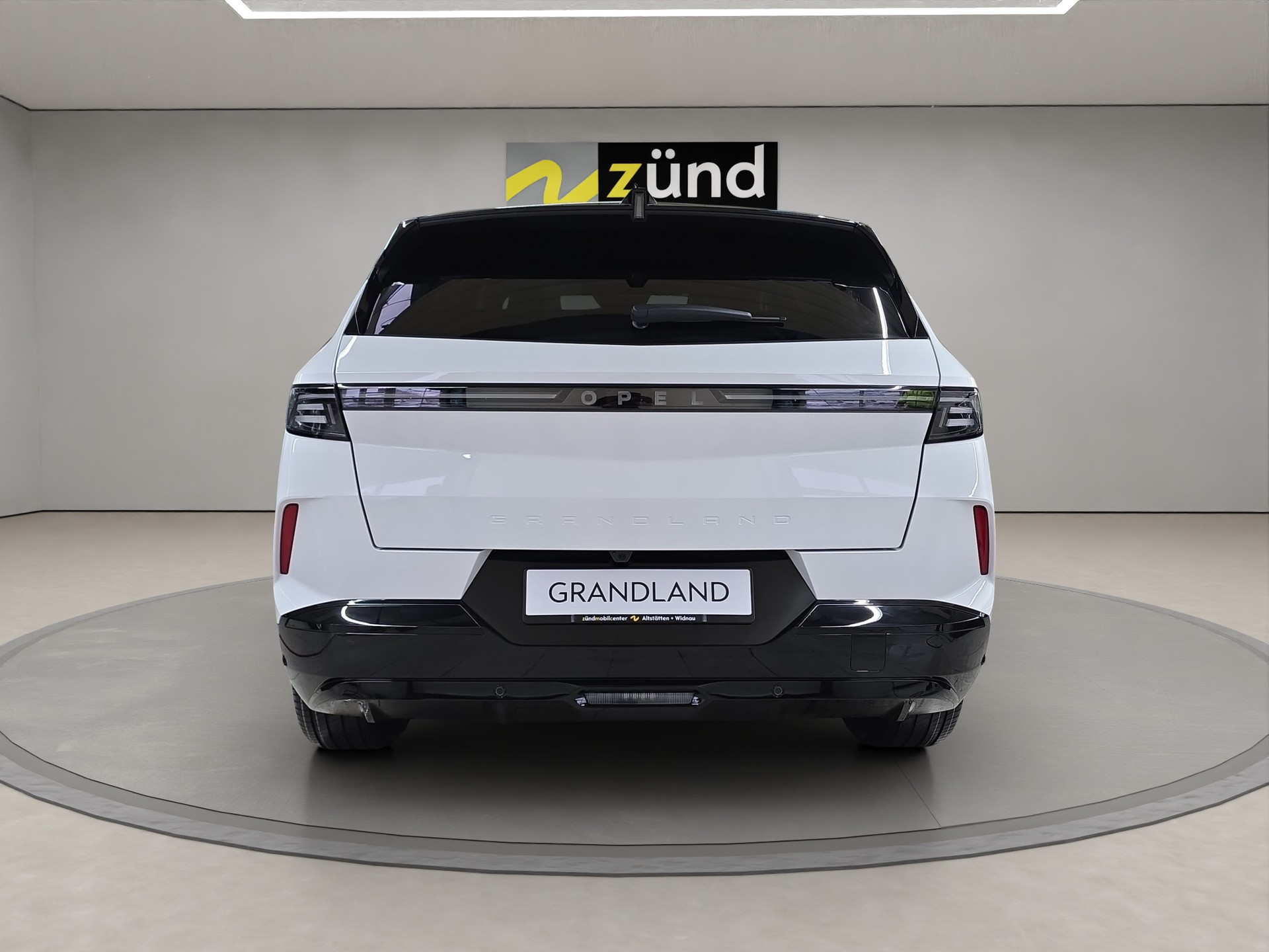 OPEL Grandland 1.6 T PHEV GS-image-3