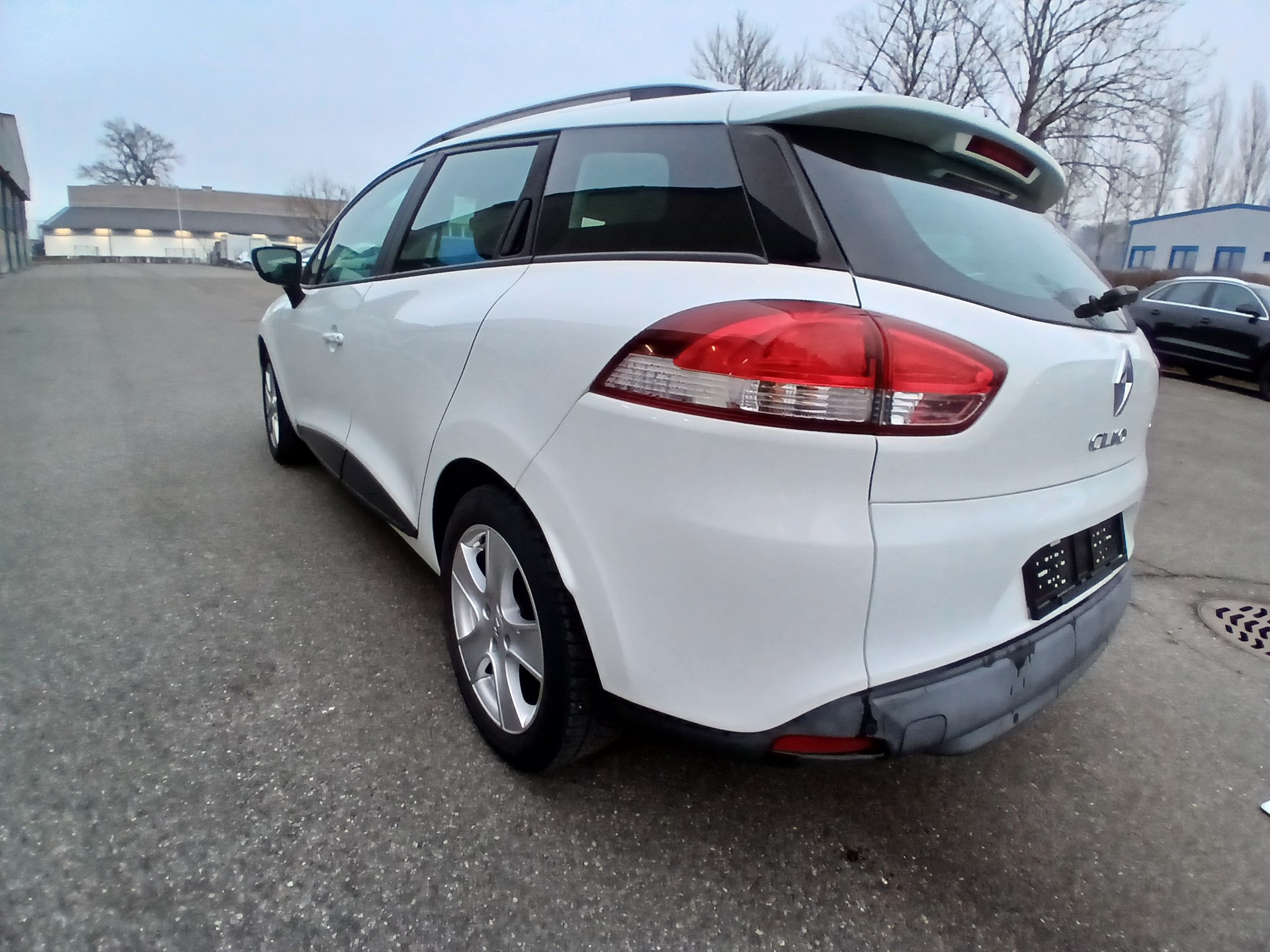 RENAULT Clio Grandtour 1.5 dCi Swiss Edition EDC-image-2