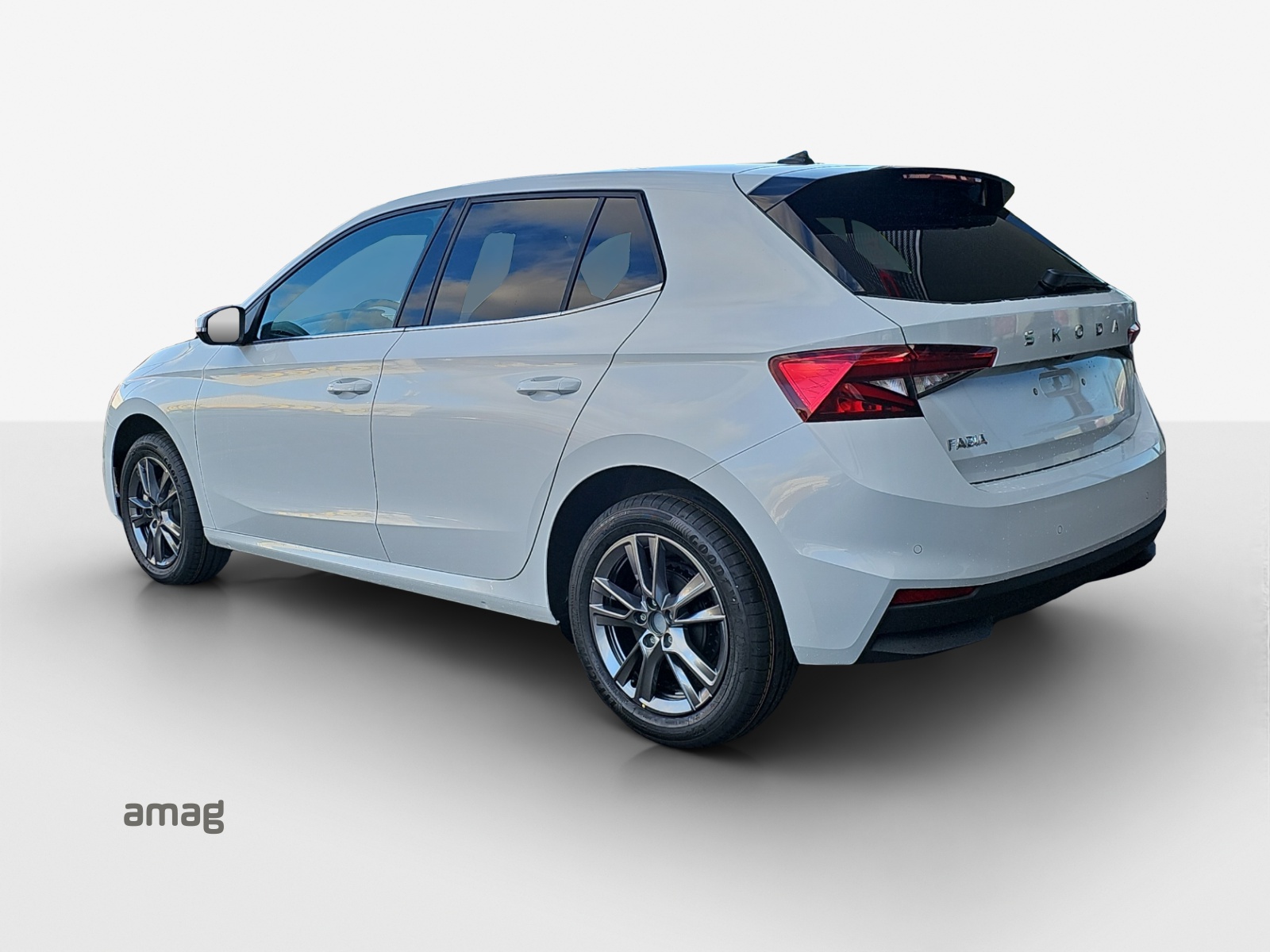 SKODA Fabia 1.5 TSI Dynamic DSG-image-2
