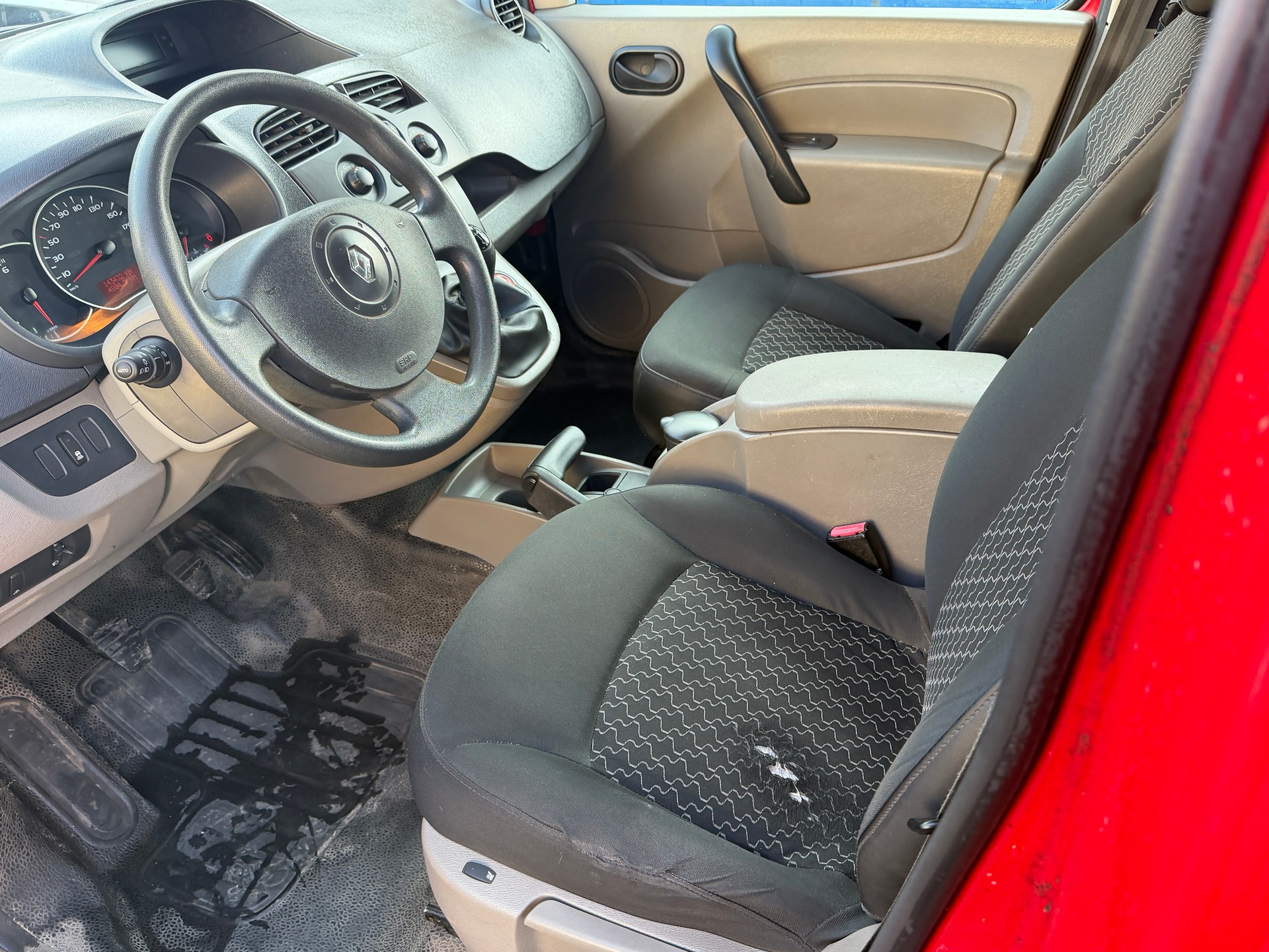 RENAULT Kangoo 1.6 105 Business-image-6