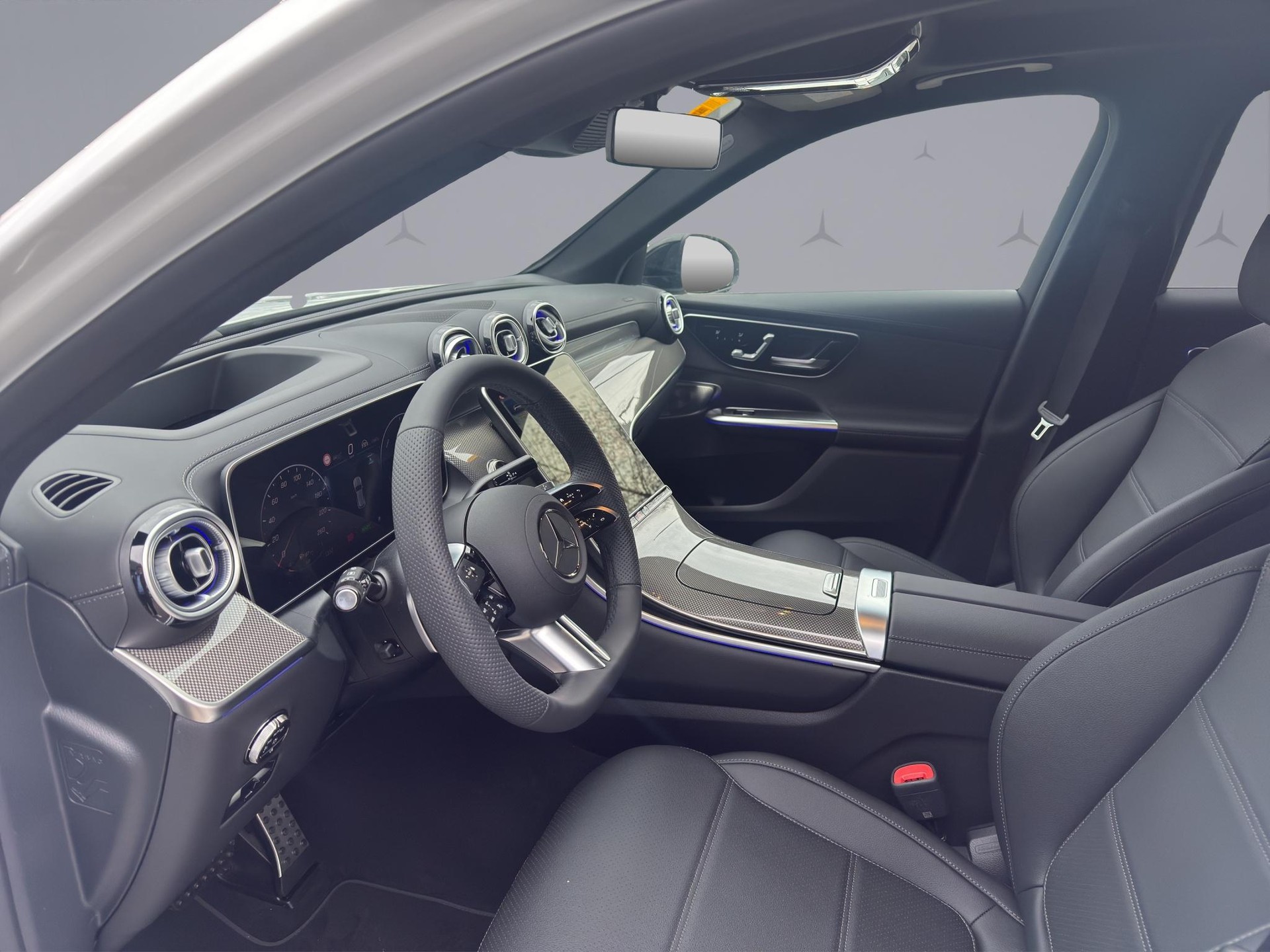 MERCEDES-BENZ GLC 300 e AMG Line 4matic-image-9