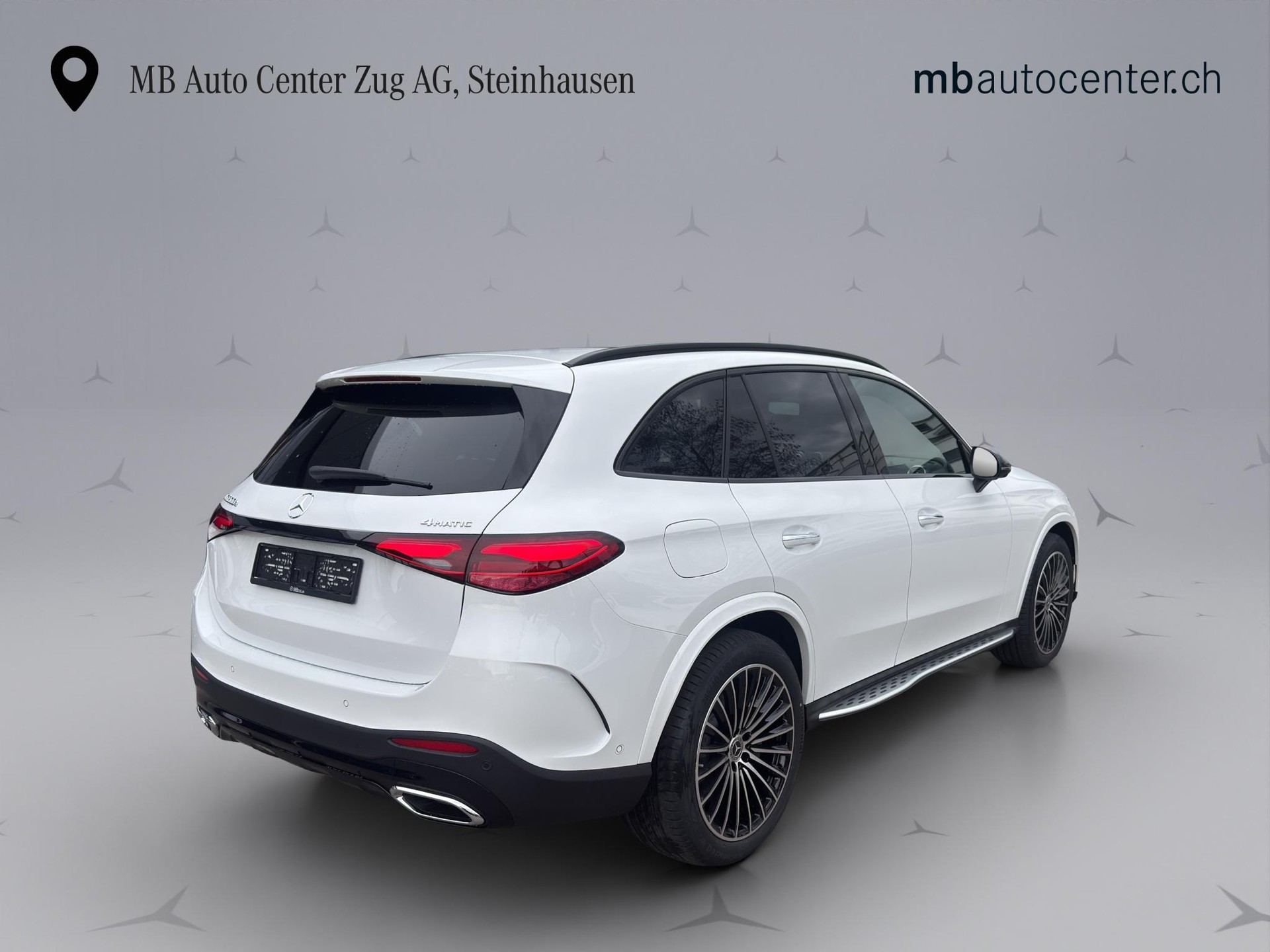 MERCEDES-BENZ GLC 300 e AMG Line 4matic-image-5