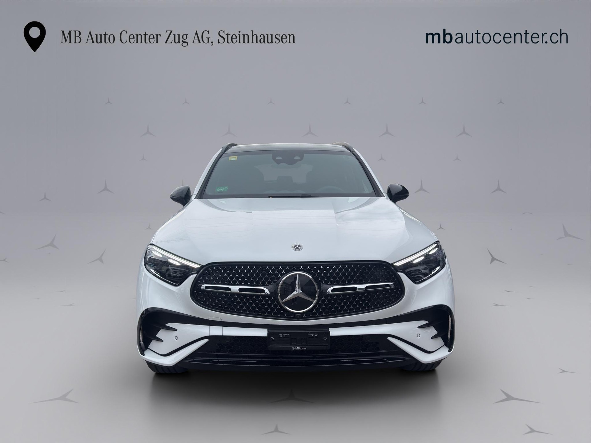 MERCEDES-BENZ GLC 300 e AMG Line 4matic-image-8