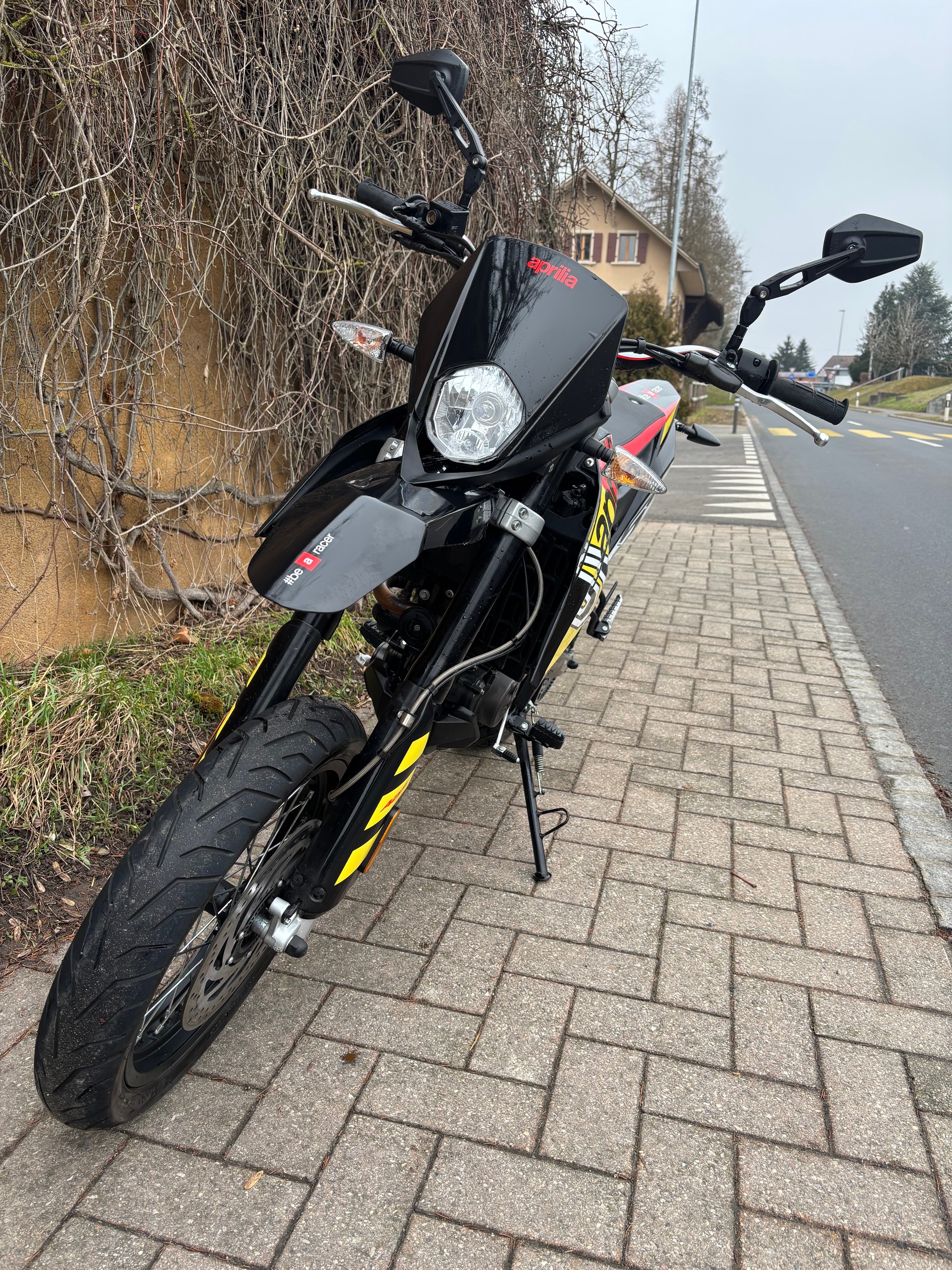 APRILIA SX 125-image-3