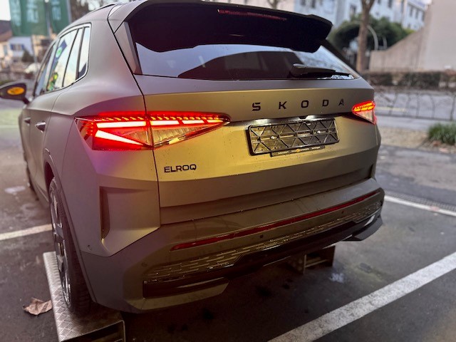 SKODA Elroq 85 RS Matt Edition 4x4-image-9