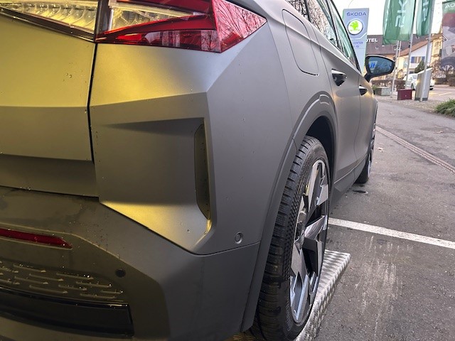 SKODA Elroq 85 RS Matt Edition 4x4-image-3