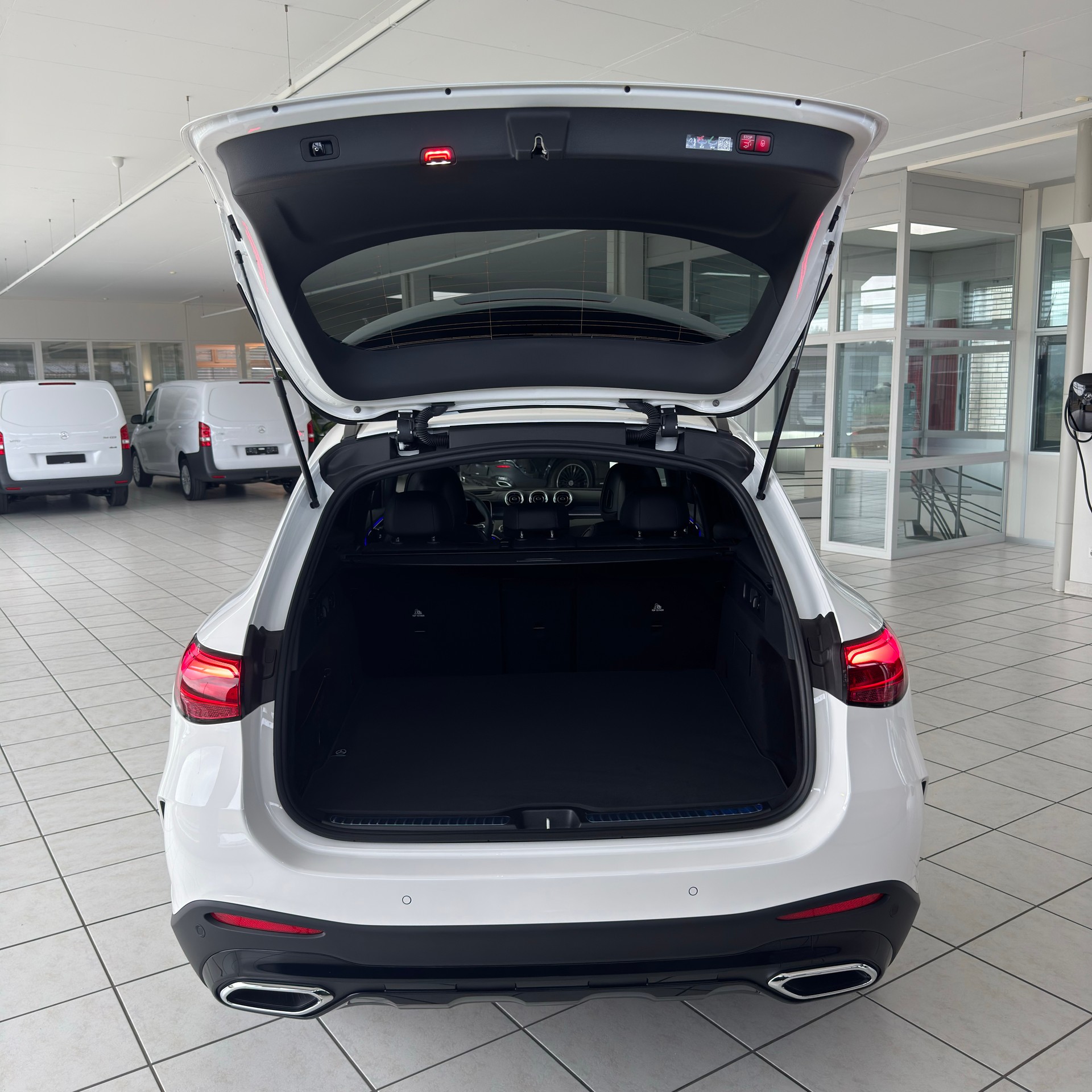 MERCEDES-BENZ GLC 450d 4Matic-image-6