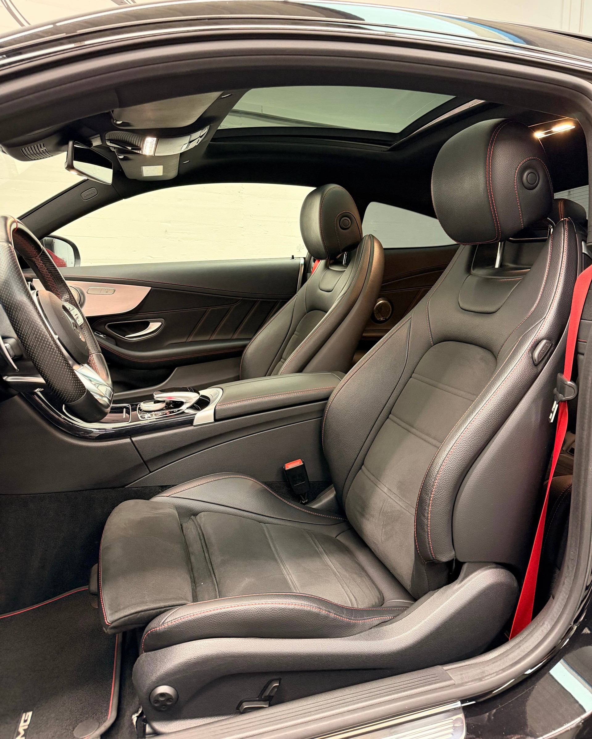 MERCEDES-BENZ C 43 AMG All Black Performance 4Matic 9G-tronic 2Jahre Garantie & Aktionsleasing ab 399.--image-9