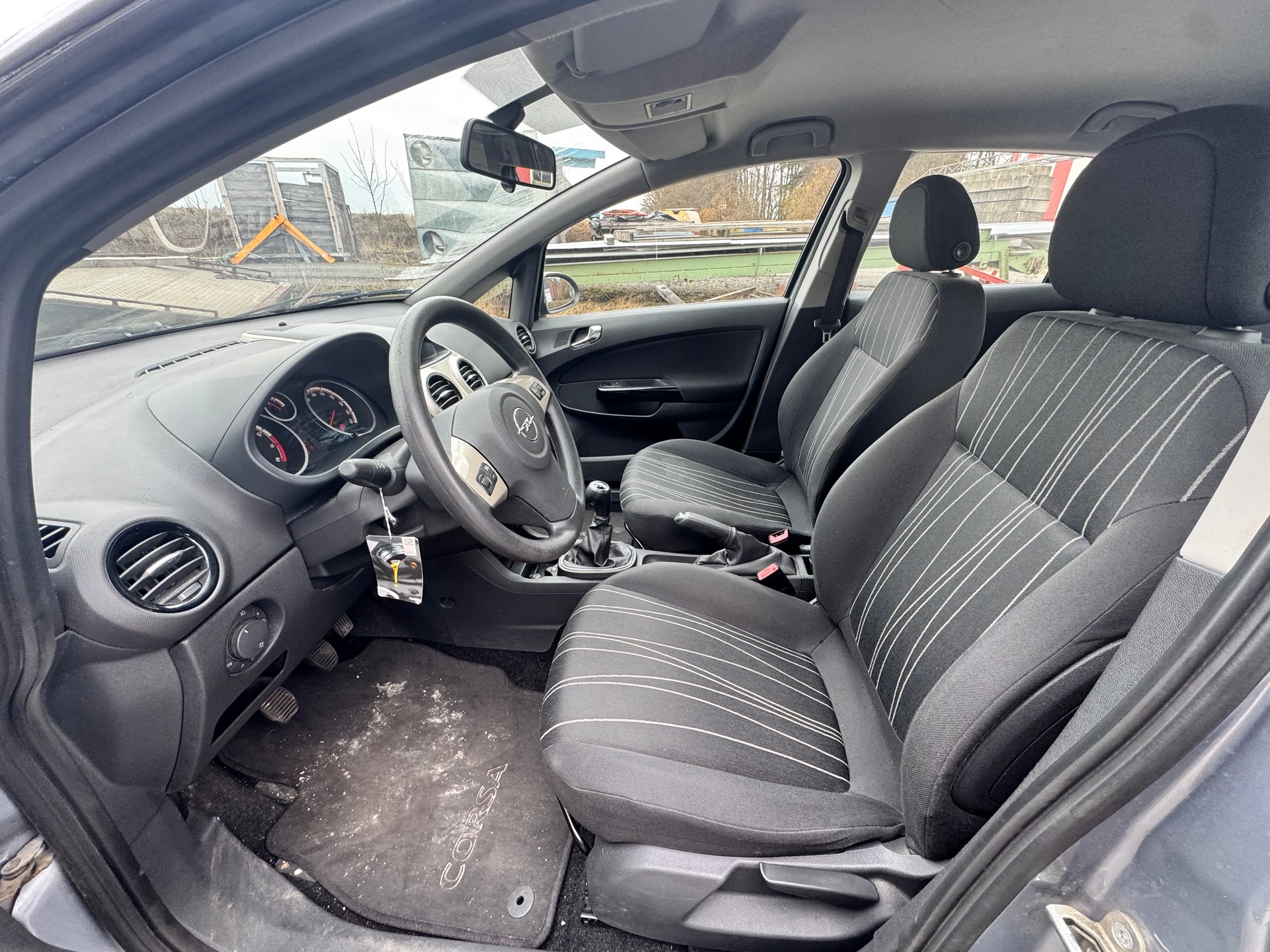 OPEL Corsa 1.4 TP Sport-image-8