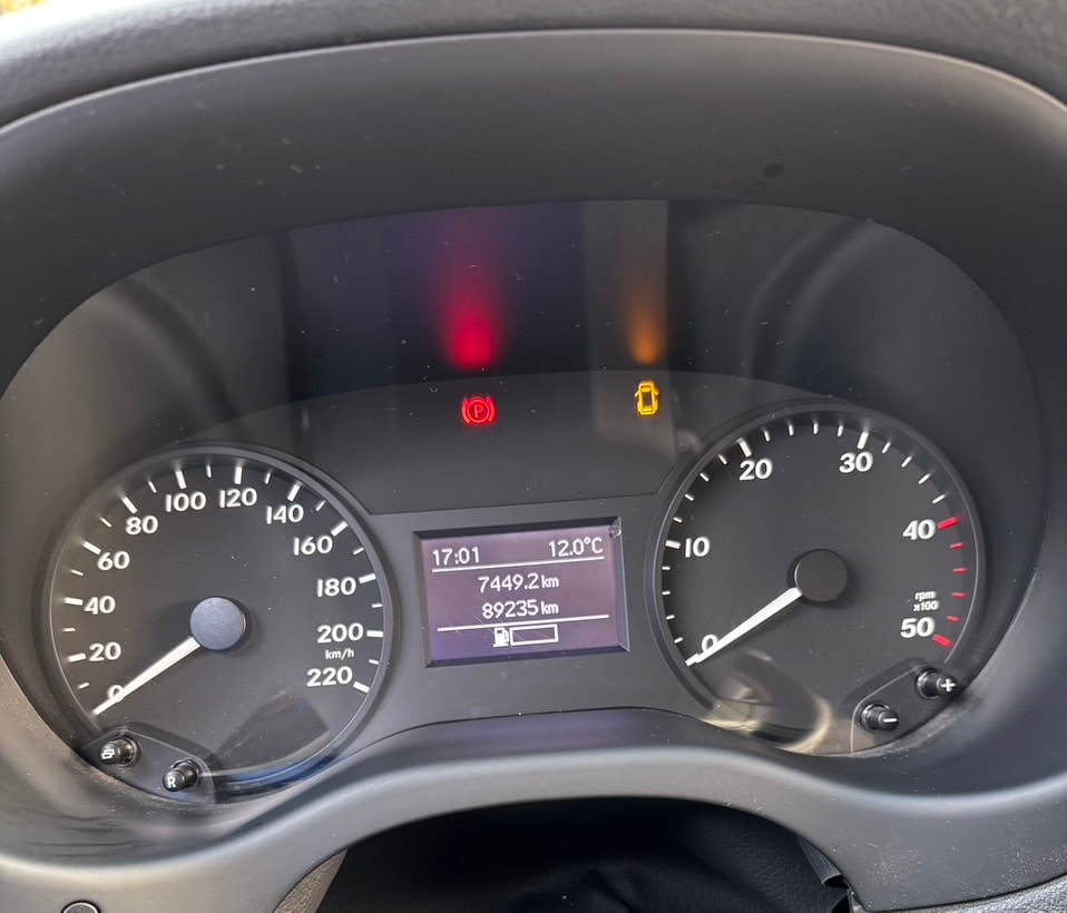 MERCEDES-BENZ Vito 111 BlueTec Tourer Pro L mit Camping ausbau-image-1