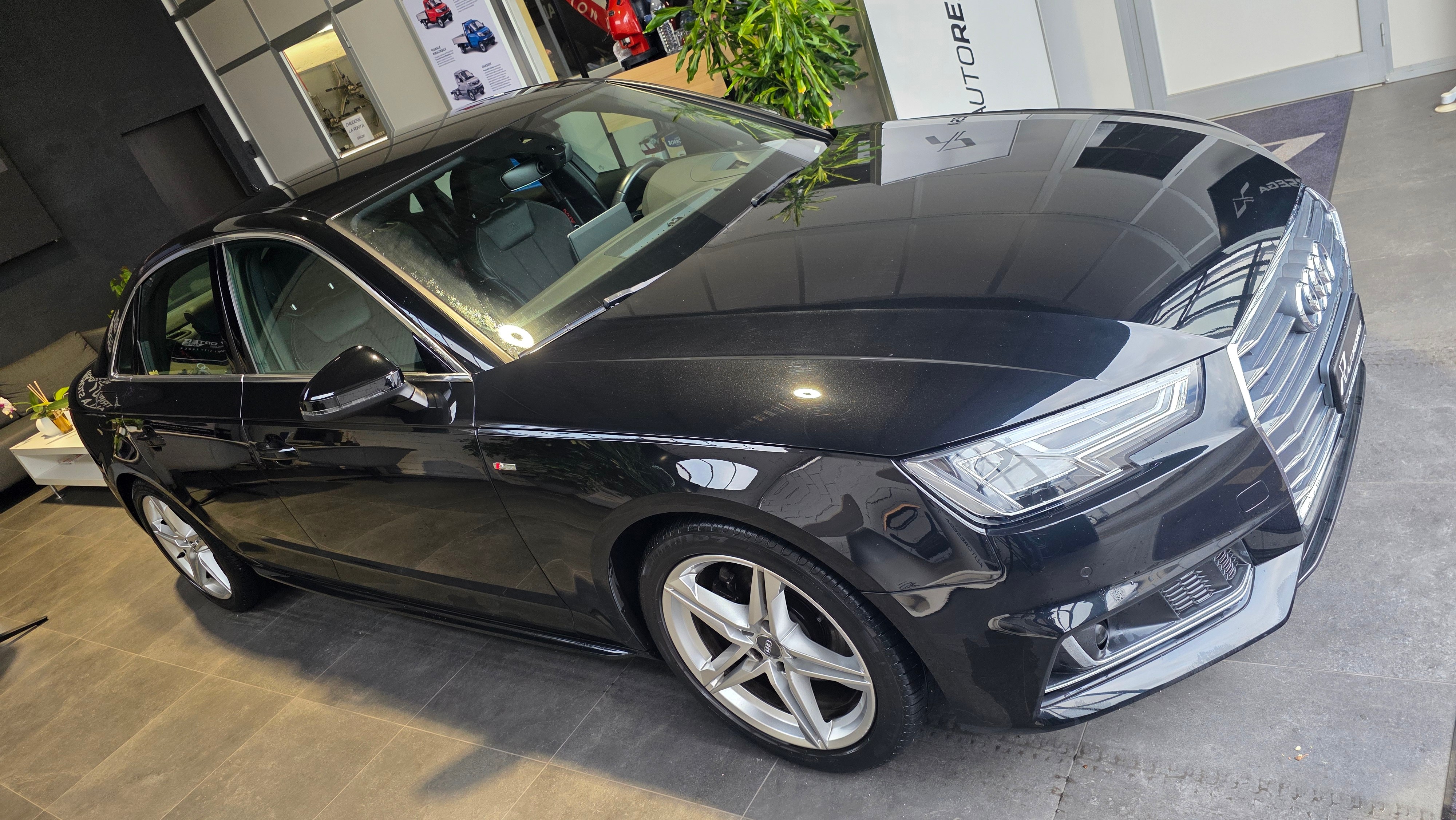 Car photo