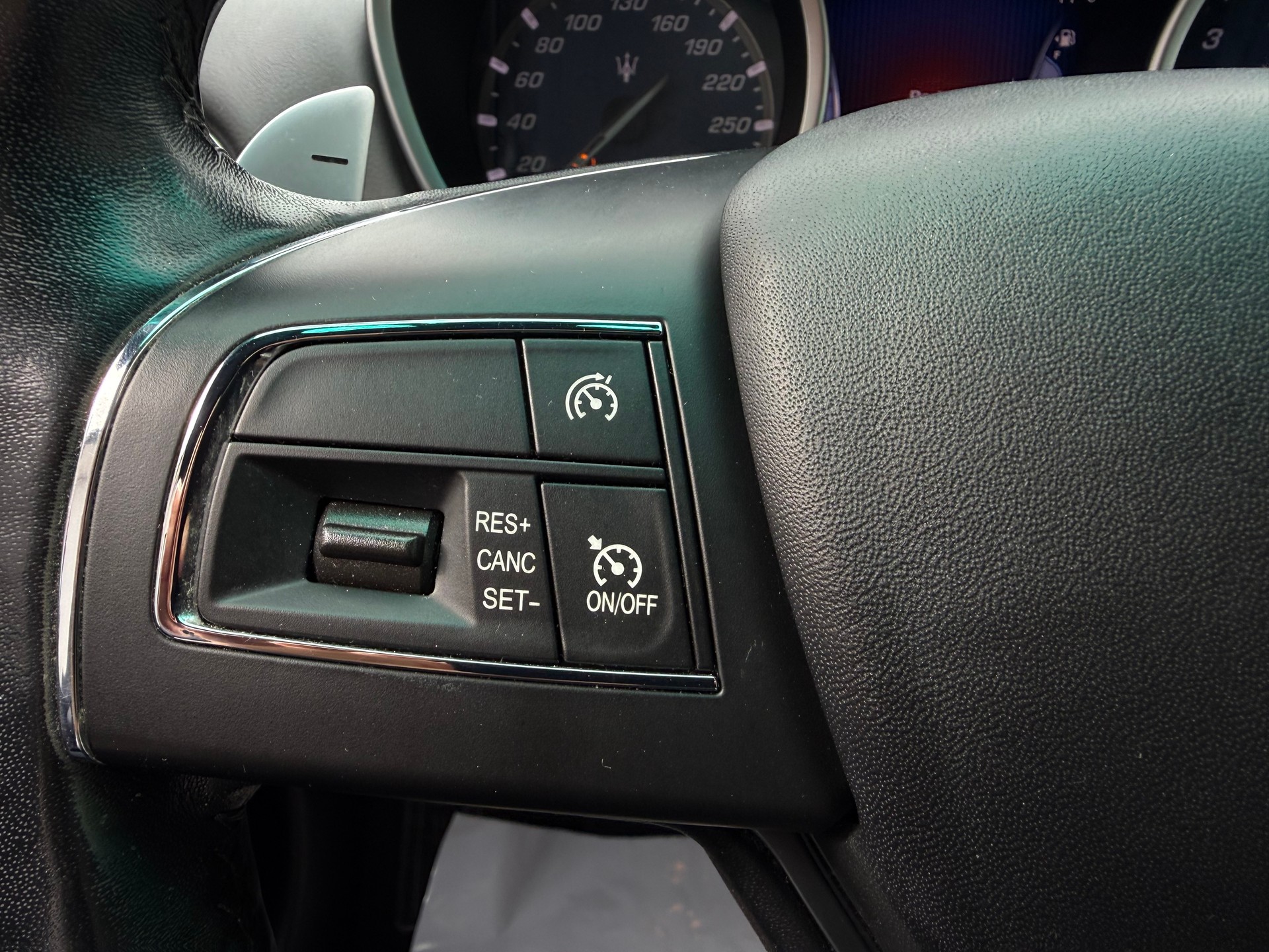 MASERATI Ghibli 3.0 V6 Automatica-image-16