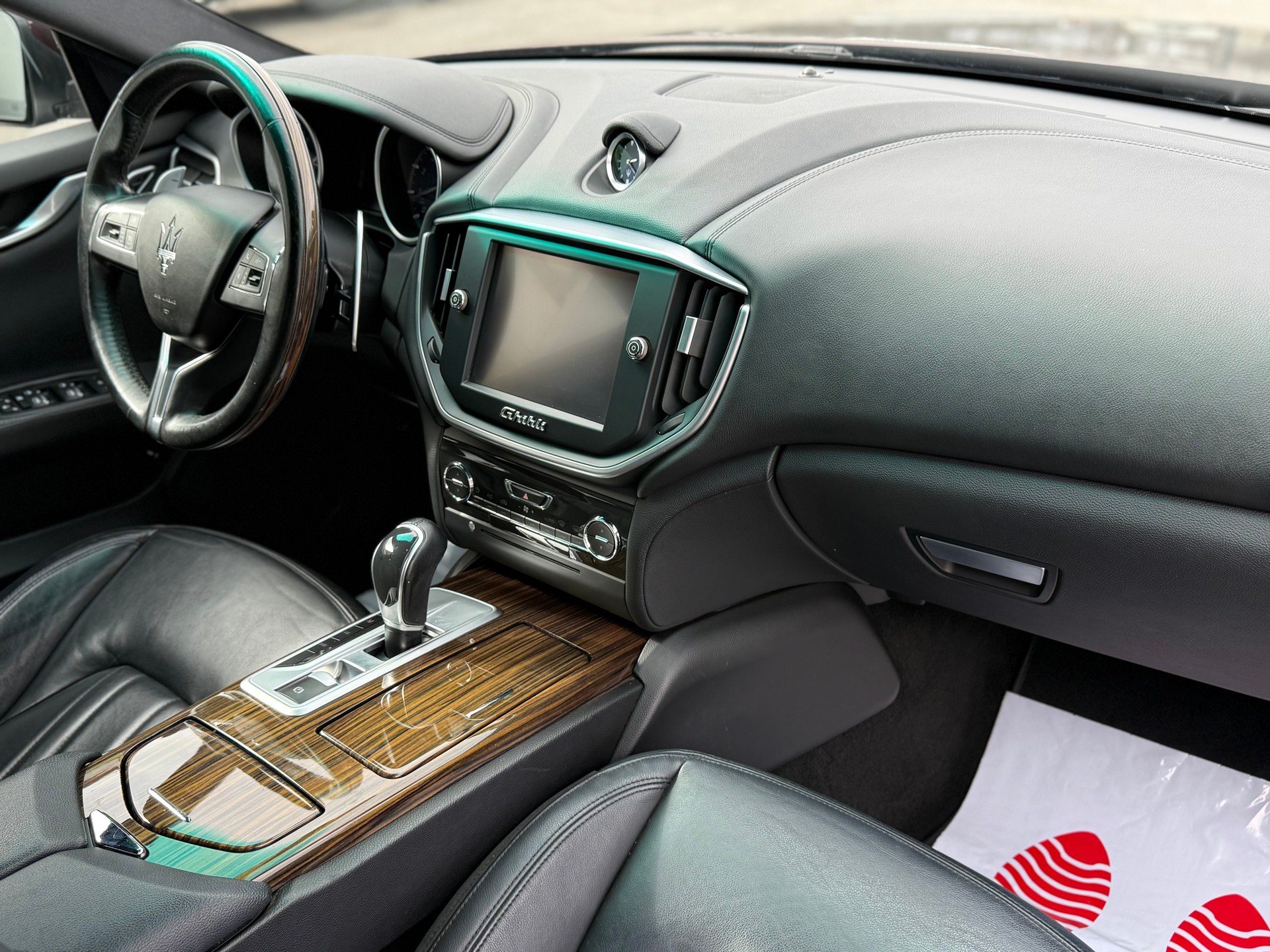 MASERATI Ghibli 3.0 V6 Automatica-image-14