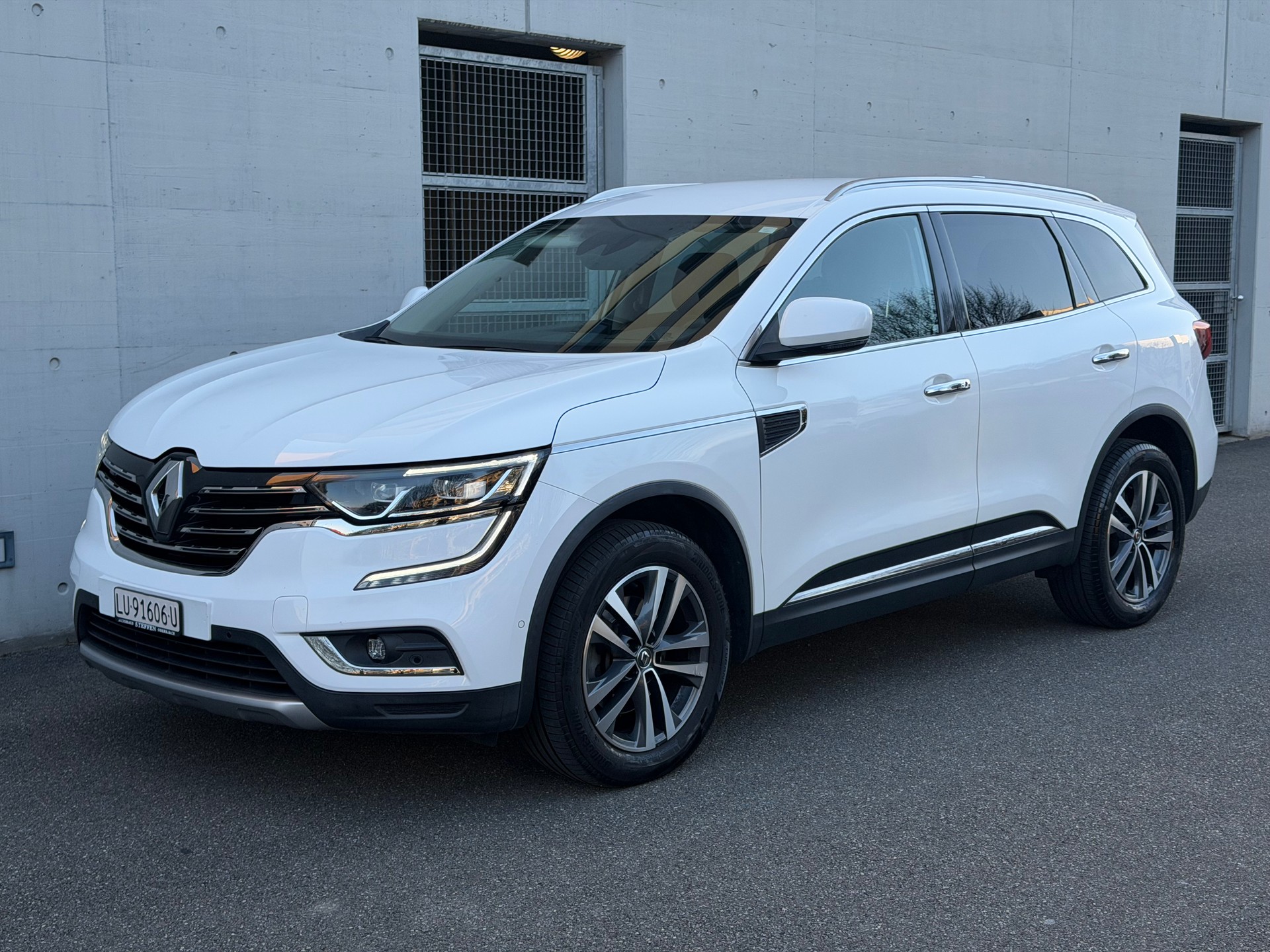 RENAULT Koleos 2.0 dCi Intens 4x4 Xtronic CVT-image-0