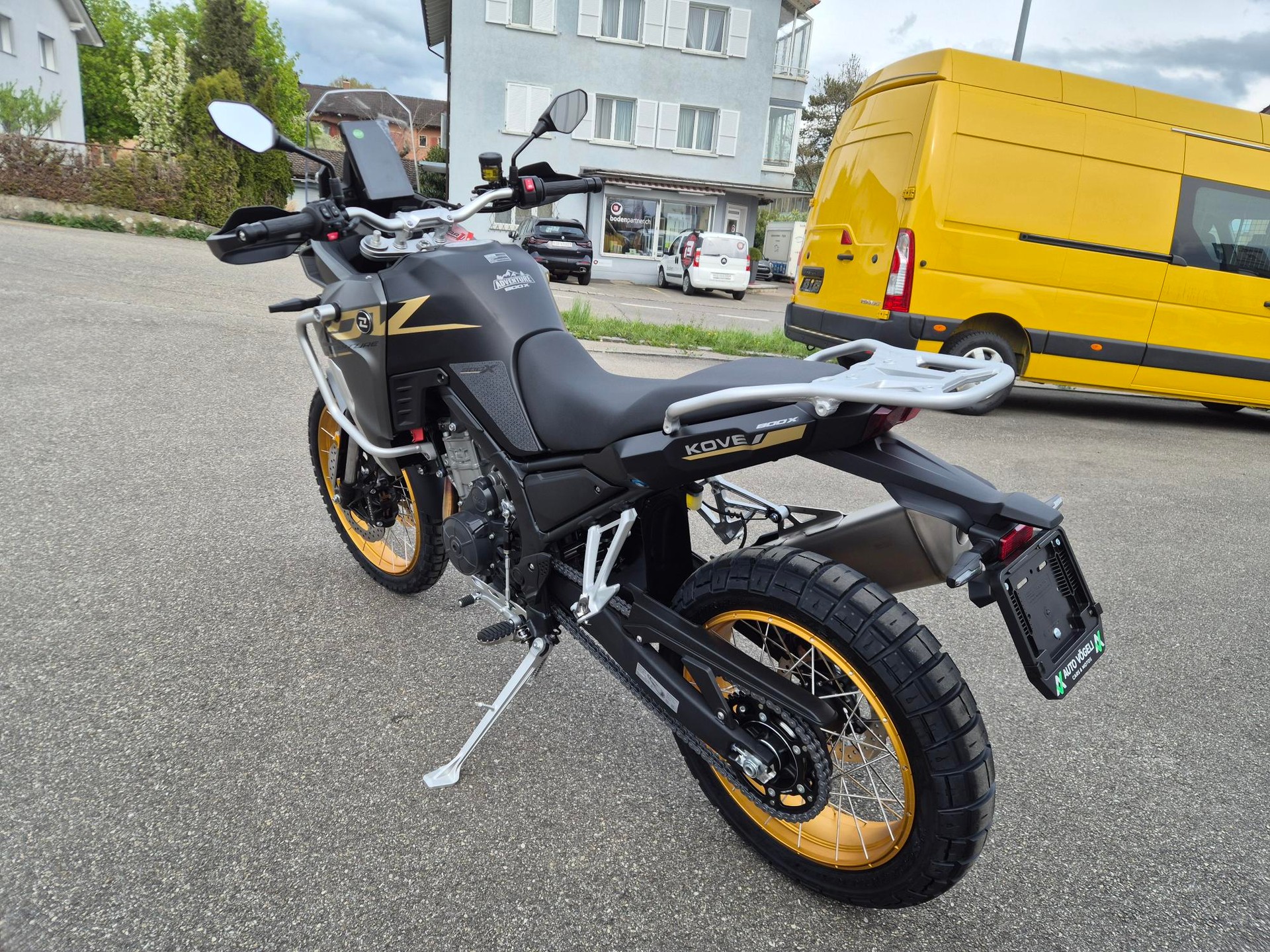 KOVE 800 X Pro Adventure-showroom-element-3