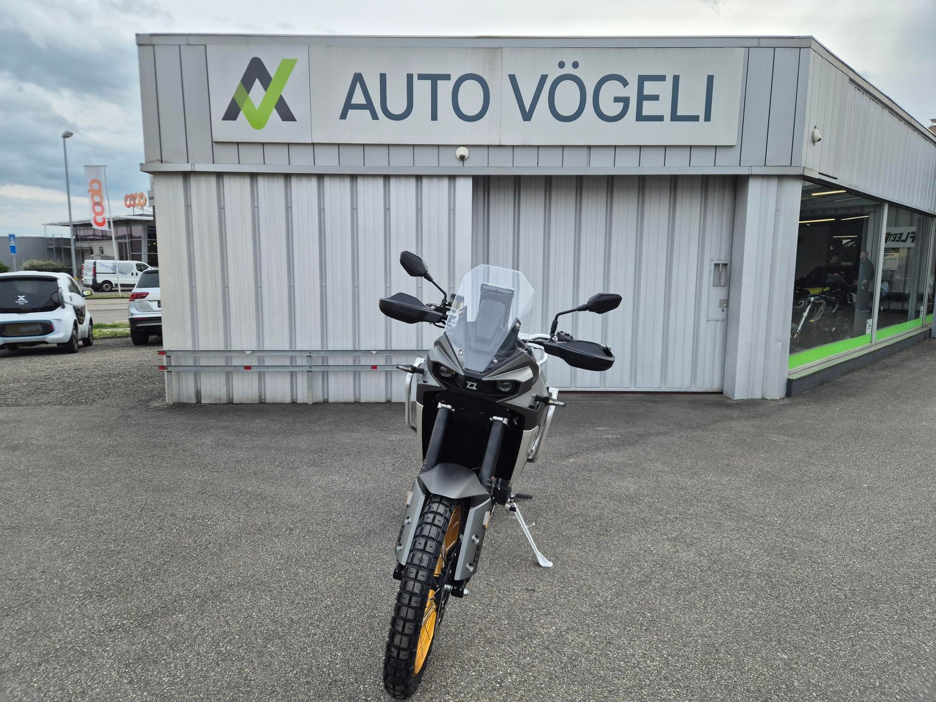 KOVE 800 X Pro Adventure-showroom-element-2