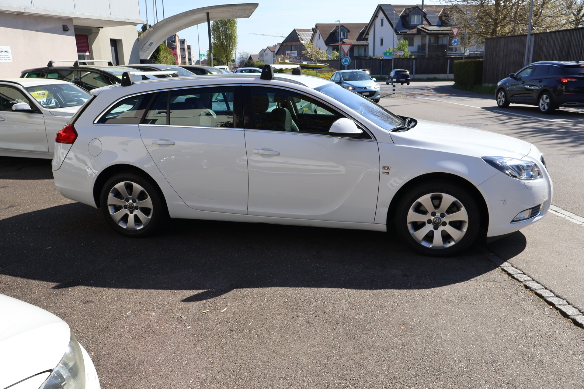 OPEL Insignia ST 2.0 Turbo AnniversaryEd 4WD Aut.-image-3
