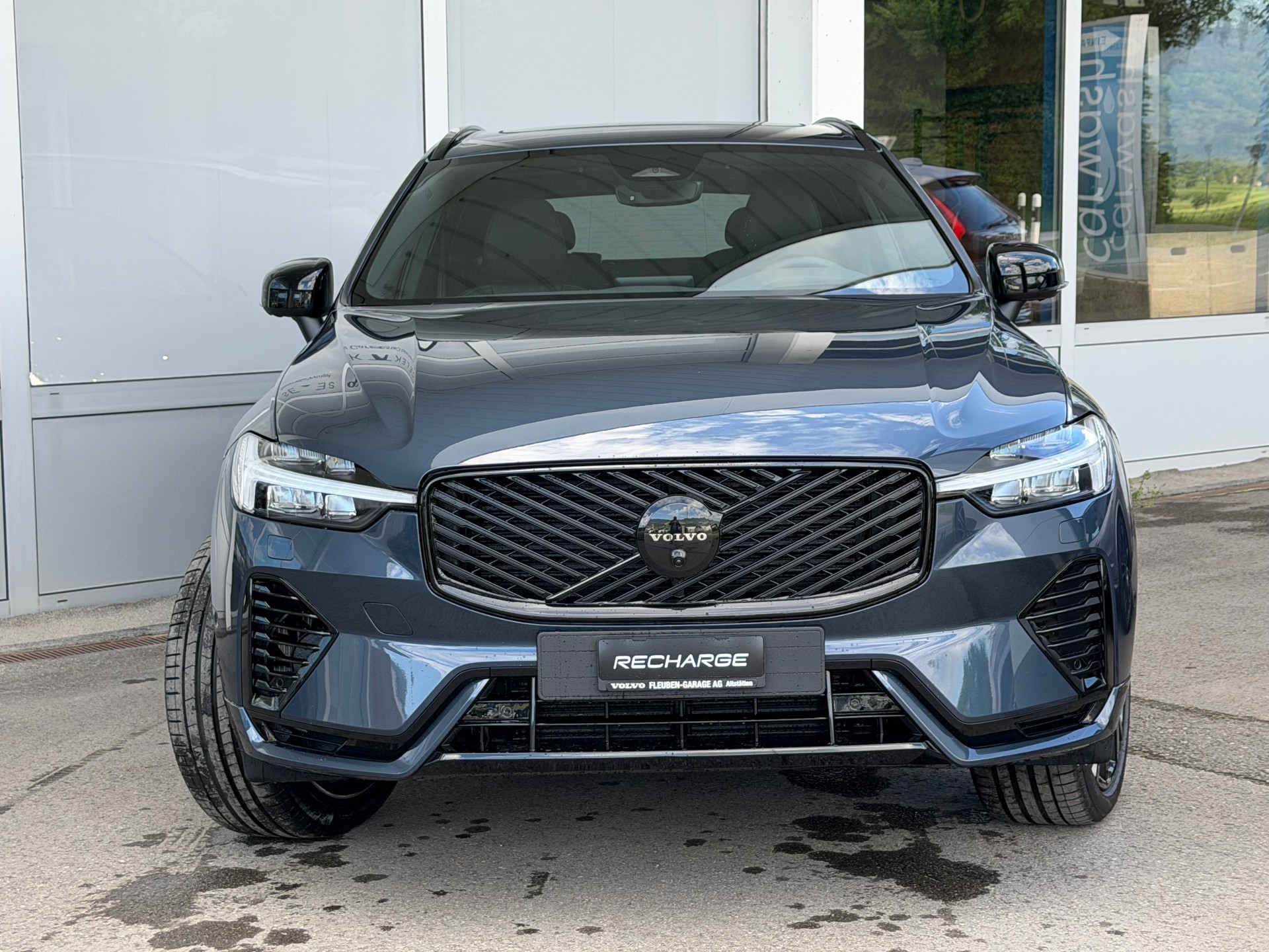VOLVO XC60 T6 eAWD Black Edition Geartronic-image-28
