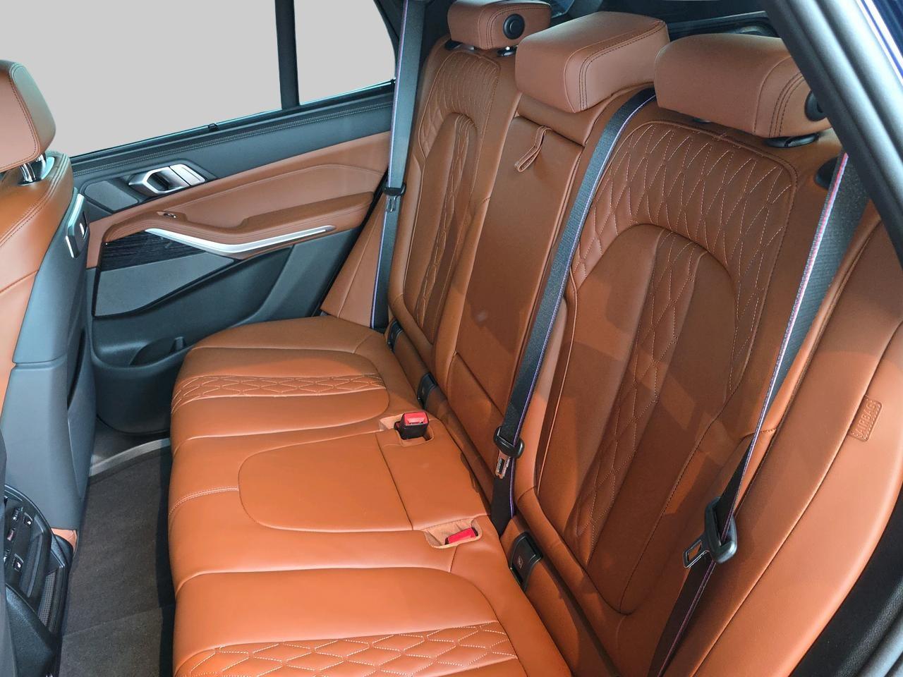BMW X5 50e xDrive-image-12