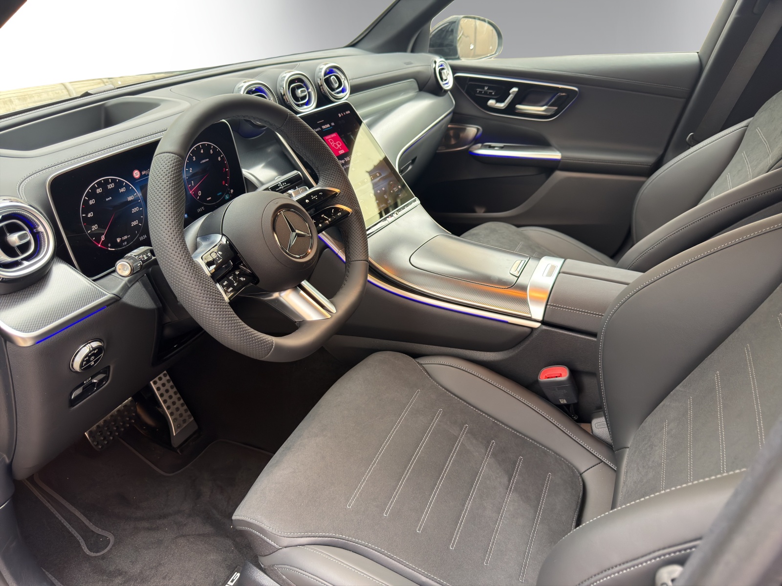 MERCEDES-BENZ GLC 200 4Matic 9G-Tronic-image-8