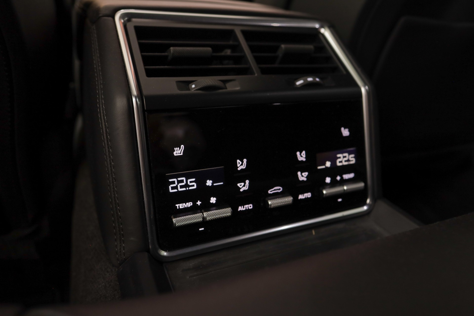 PORSCHE Panamera Turbo S E-Hybrid Sport Turismo PDK-image-12
