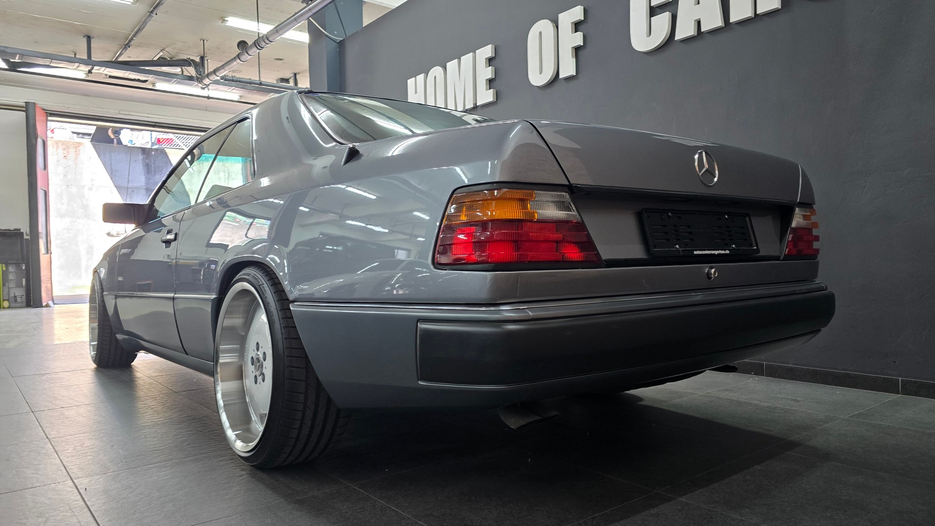 MERCEDES-BENZ 300 CE-24 Sportline-image-9