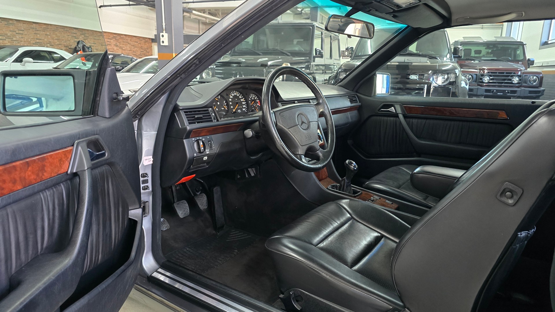 MERCEDES-BENZ 300 CE-24 Sportline-image-22