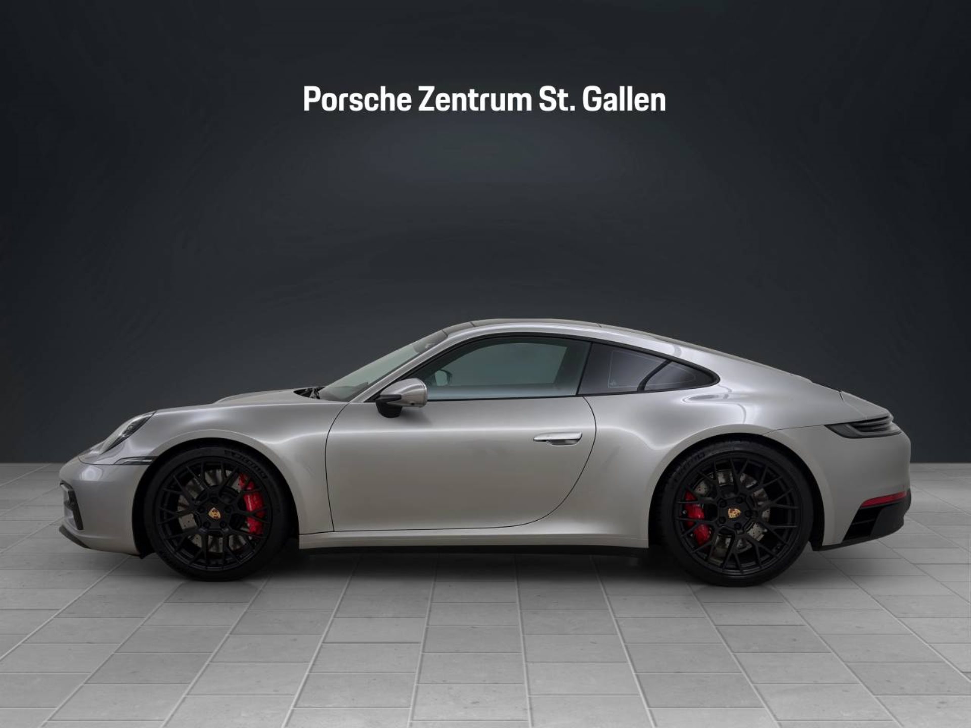 PORSCHE 911 Carrera 4 GTS-image-1