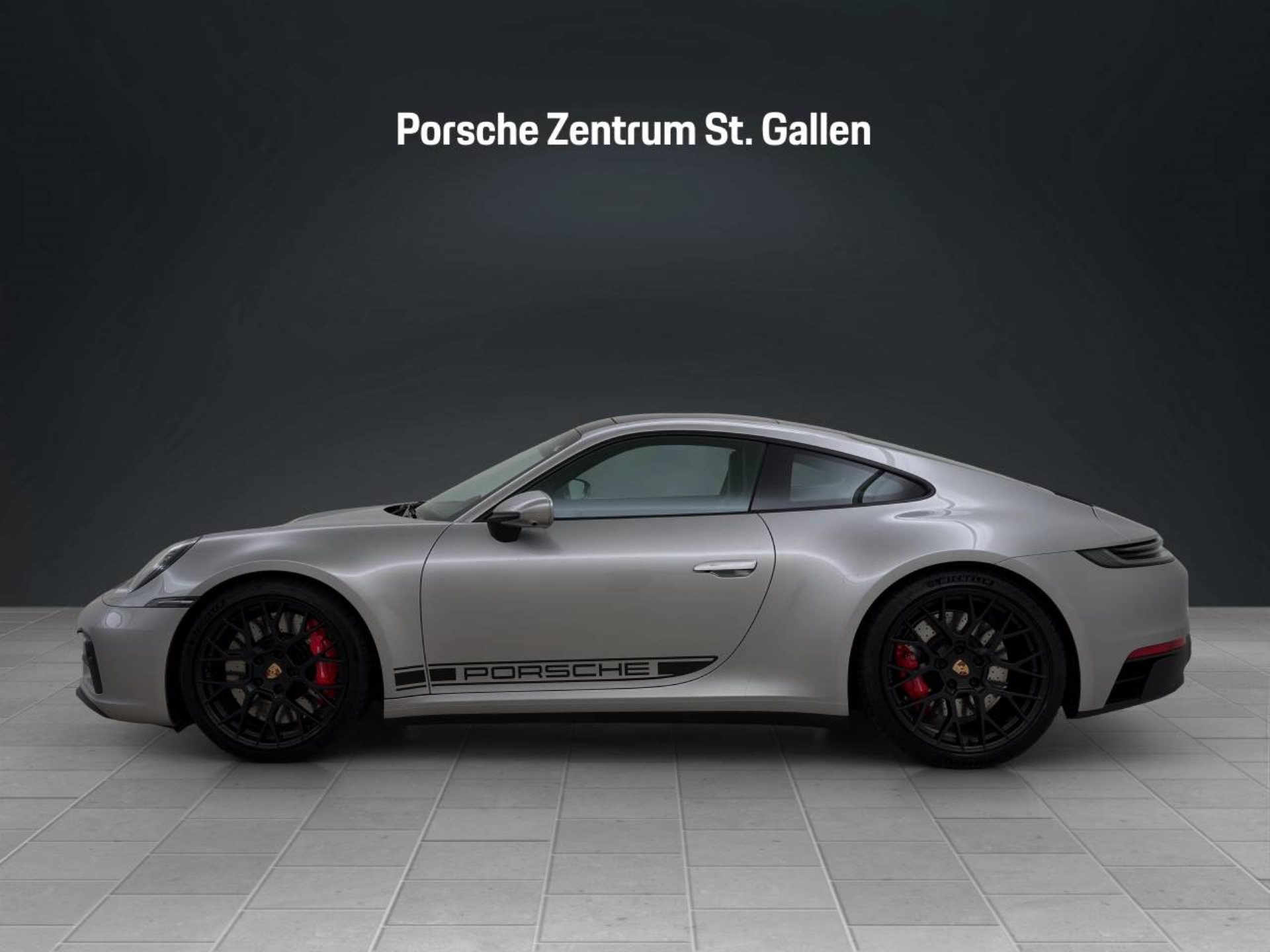 PORSCHE 911 Carrera 4 GTS-image-1