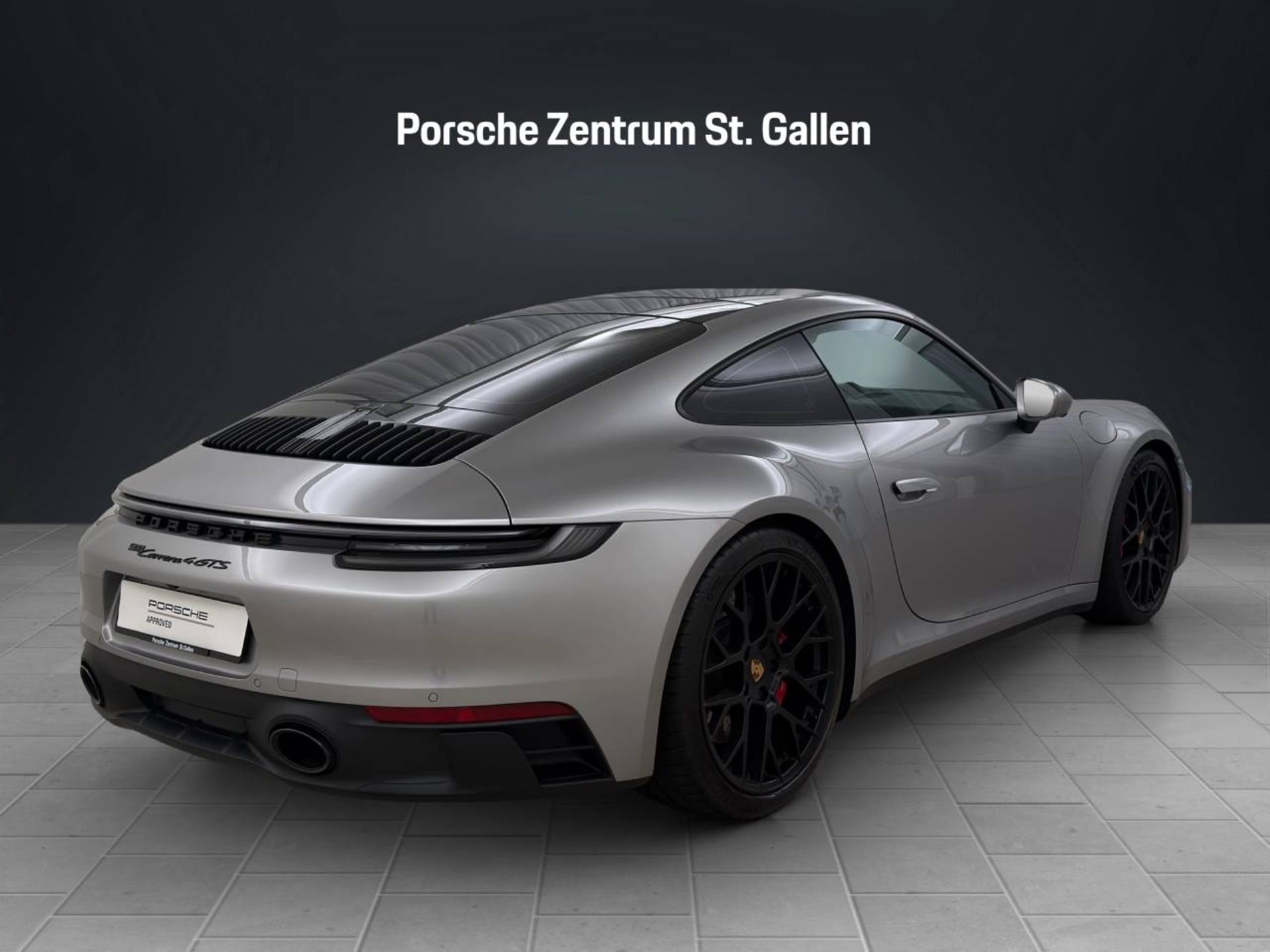 PORSCHE 911 Carrera 4 GTS-image-6