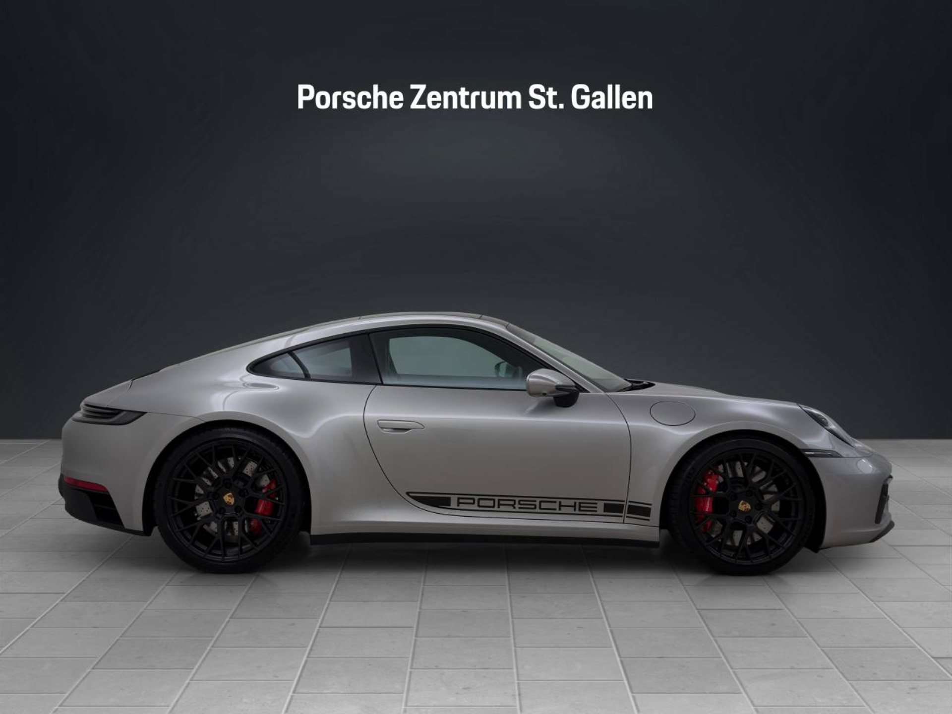 PORSCHE 911 Carrera 4 GTS-image-7