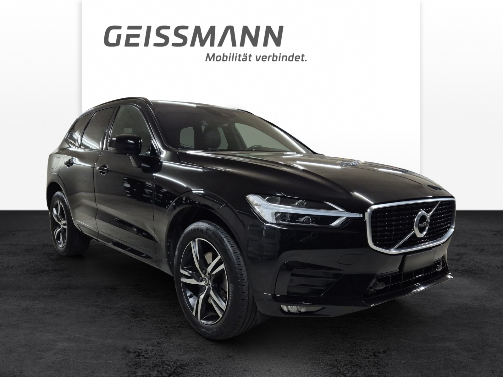 VOLVO XC60 2.0 B4 MH R-Design AWD-showroom-element-1